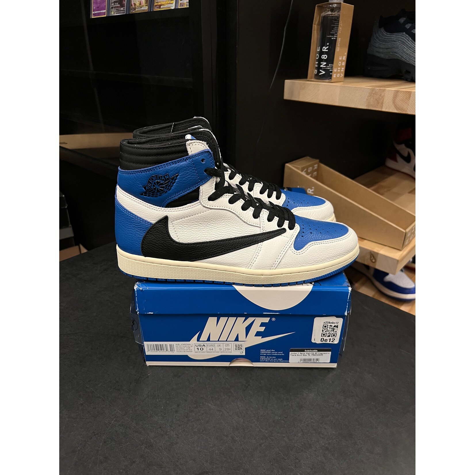 Jordan Jordan 1 Retro High OG SP Fragment x Travis Scott Size 10, PREOWNED