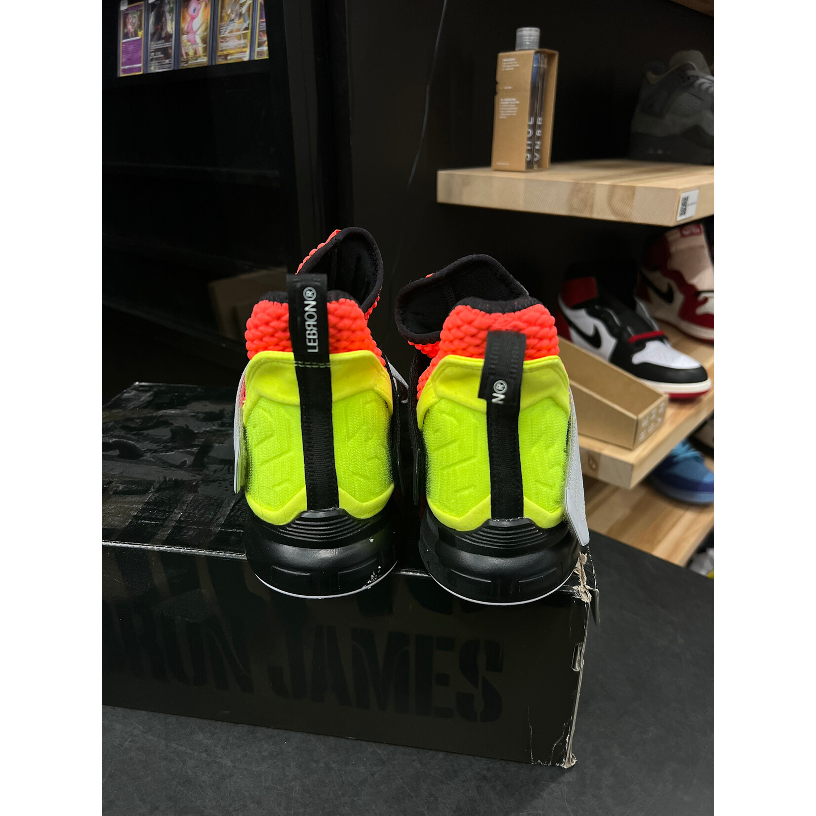 Nike Nike LeBron Soldier 12 Hot Lava Size 10, PREOWNED