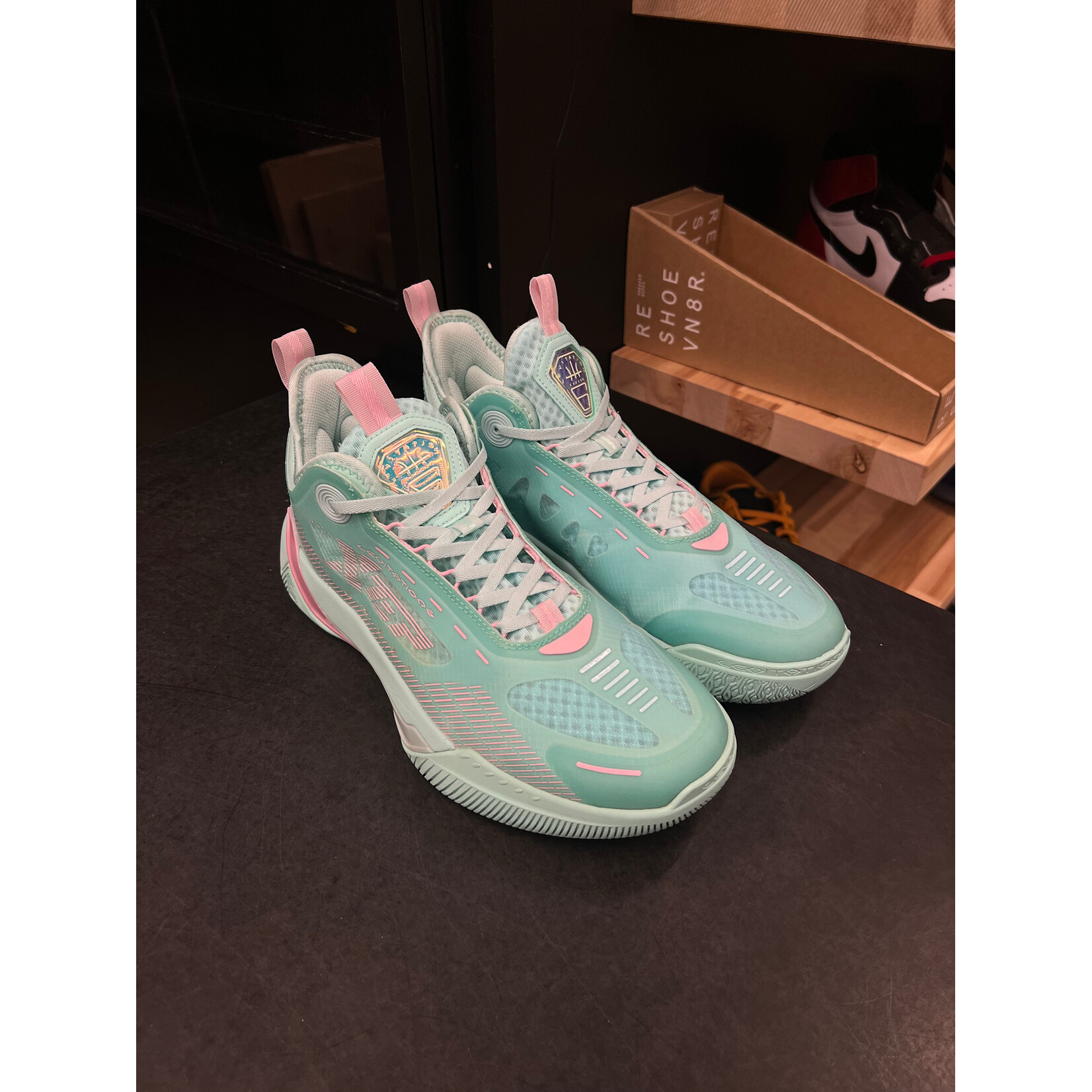 Xtep Xtep Levitation 6 Blue Pink Size 9, PREOWNED