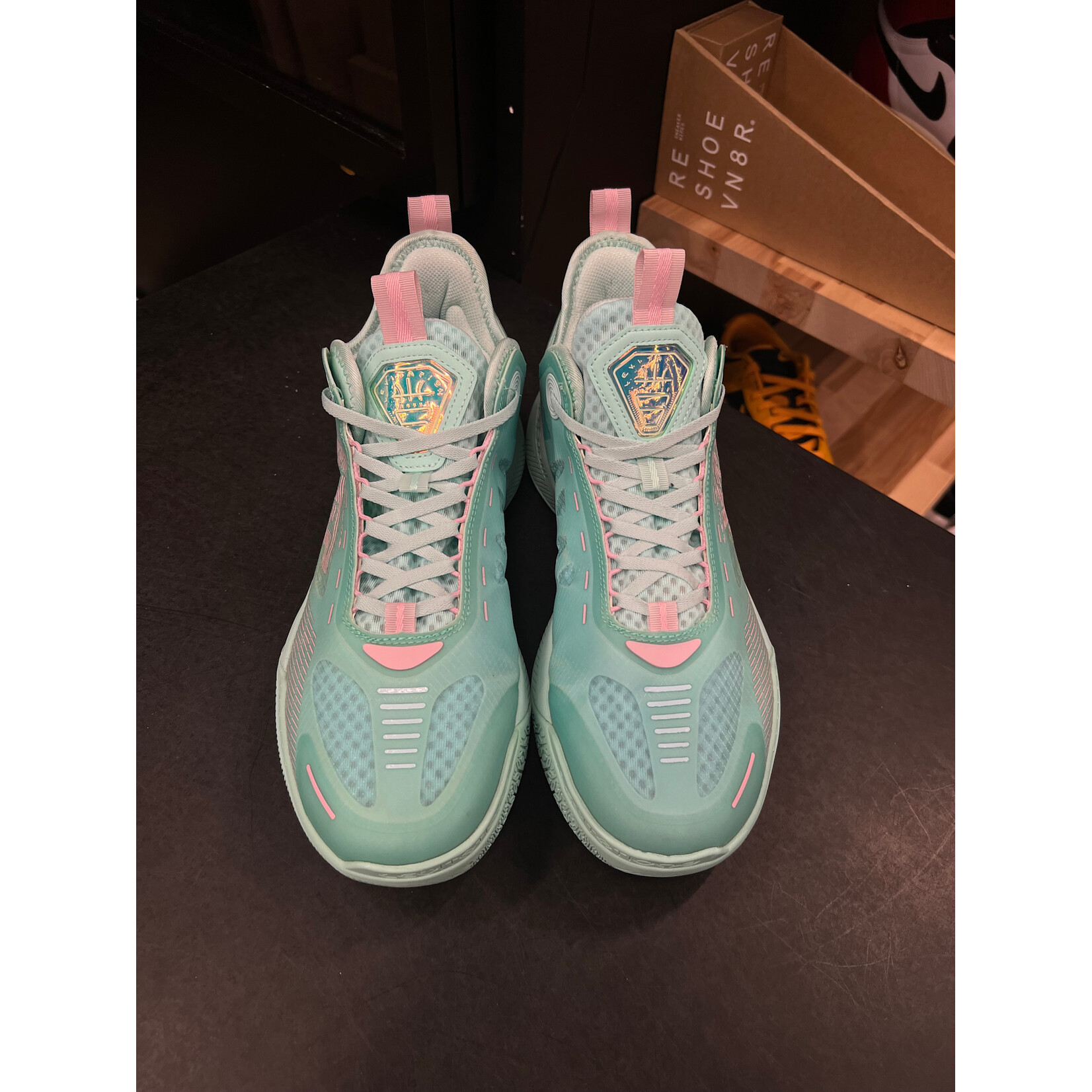 Xtep Xtep Levitation 6 Blue Pink Size 9, PREOWNED