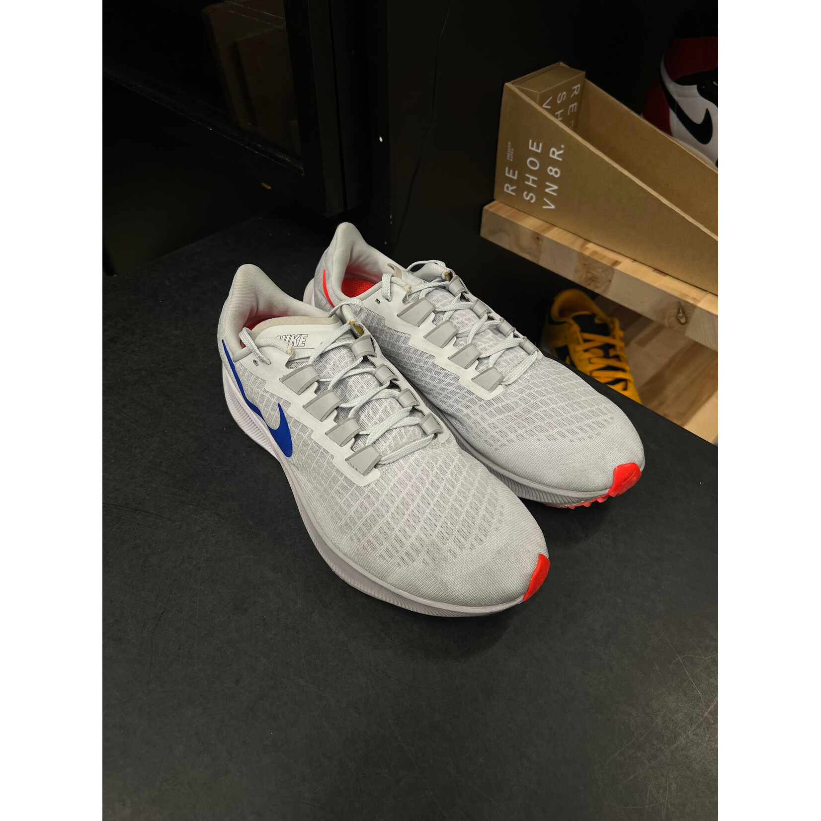 Nike Nike Air Zoom Pegasus 37 Pure Platinum Racer Blue Size 10.5, PREOWNED