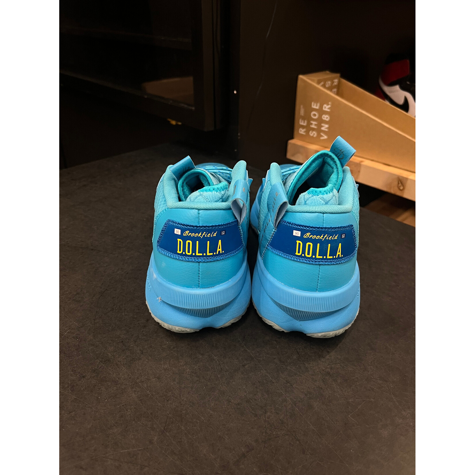 Adidas adidas Dame 8 Young Dolla Size 10.5, PREOWNED