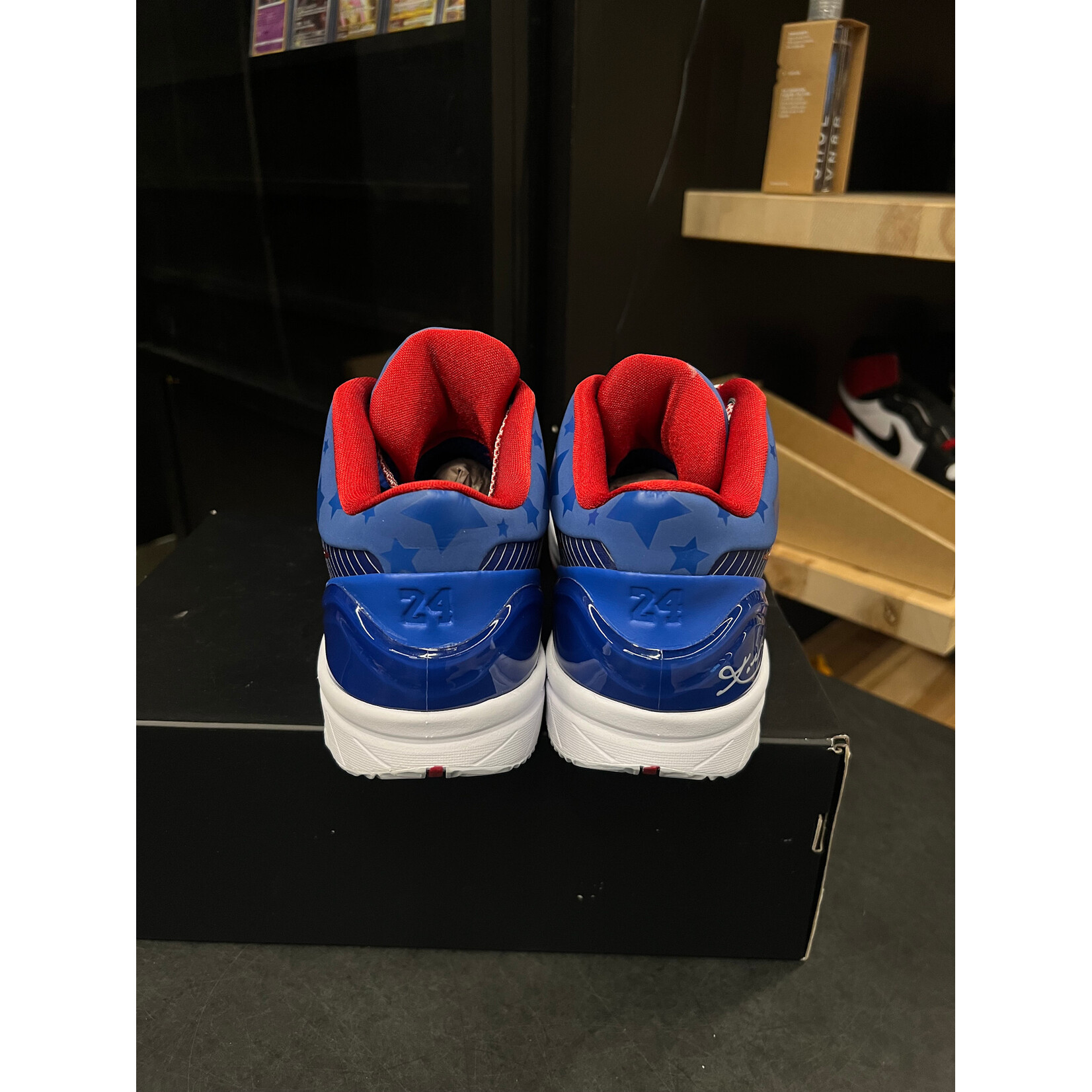 Nike Nike Kobe 4 Protro Philly (2024) Size 10.5, PREOWNED