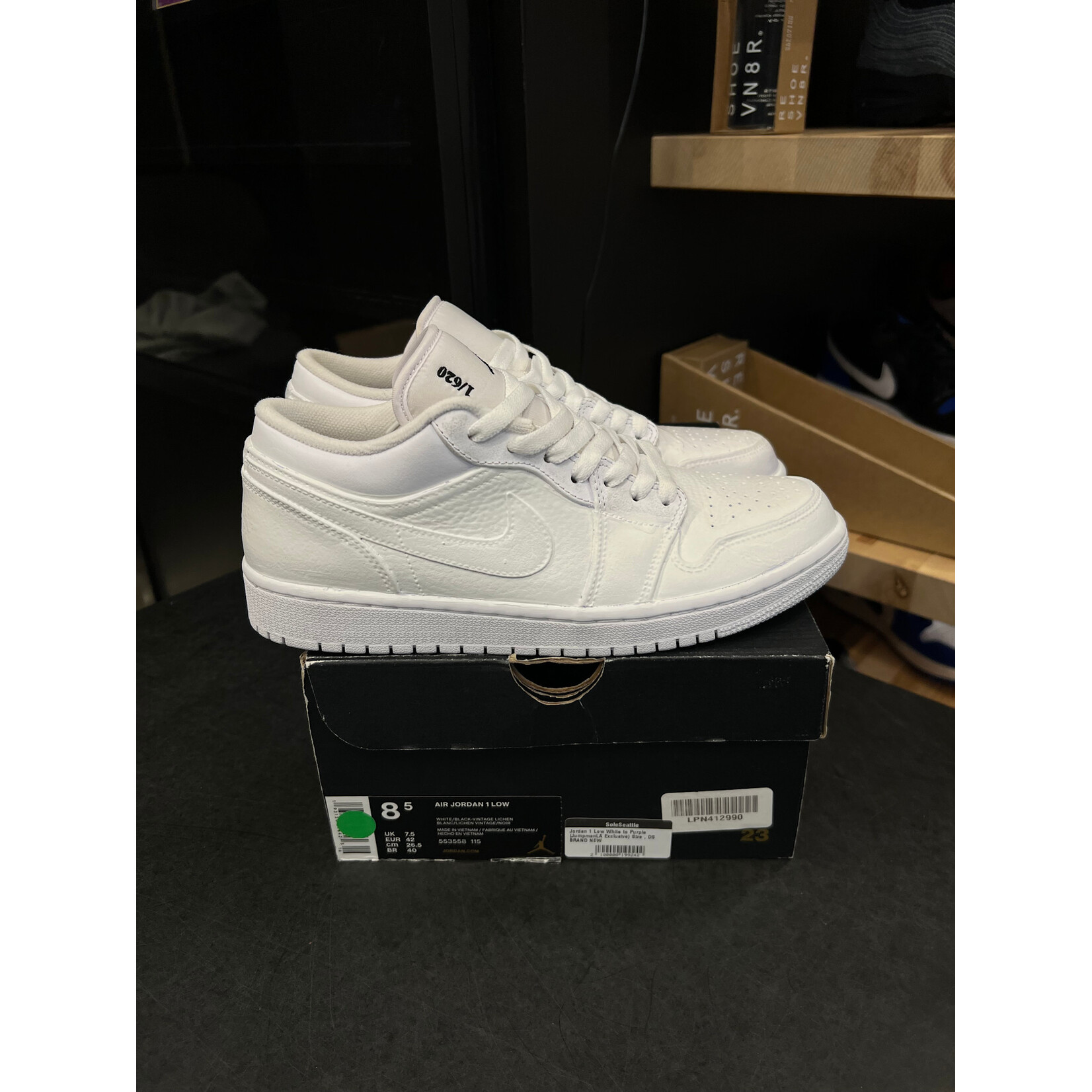 Jordan Jordan 1 Low White to Purple (JumpmanLA Exclusive) Size 8.5, PREOWNED PADS