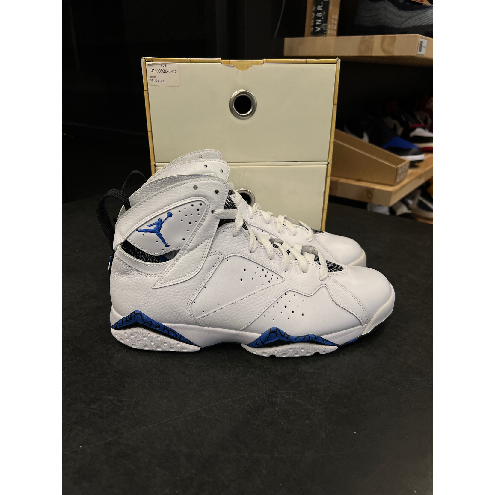 Jordan Jordan Defining Moments Pack (7/7) Size 8, PREOWNED