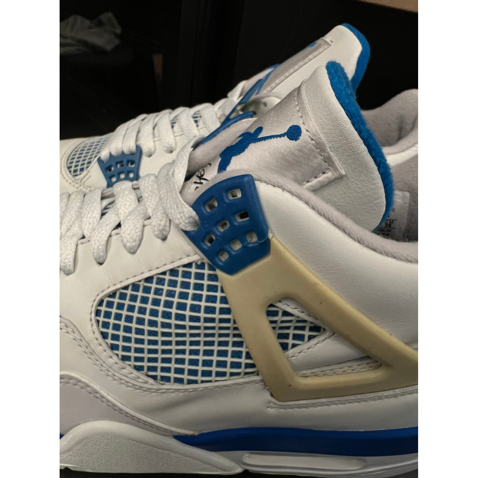 Jordan Jordan 4 Retro Military Blue (2006) Size 10, PREOWNED PADS BROKEN WING