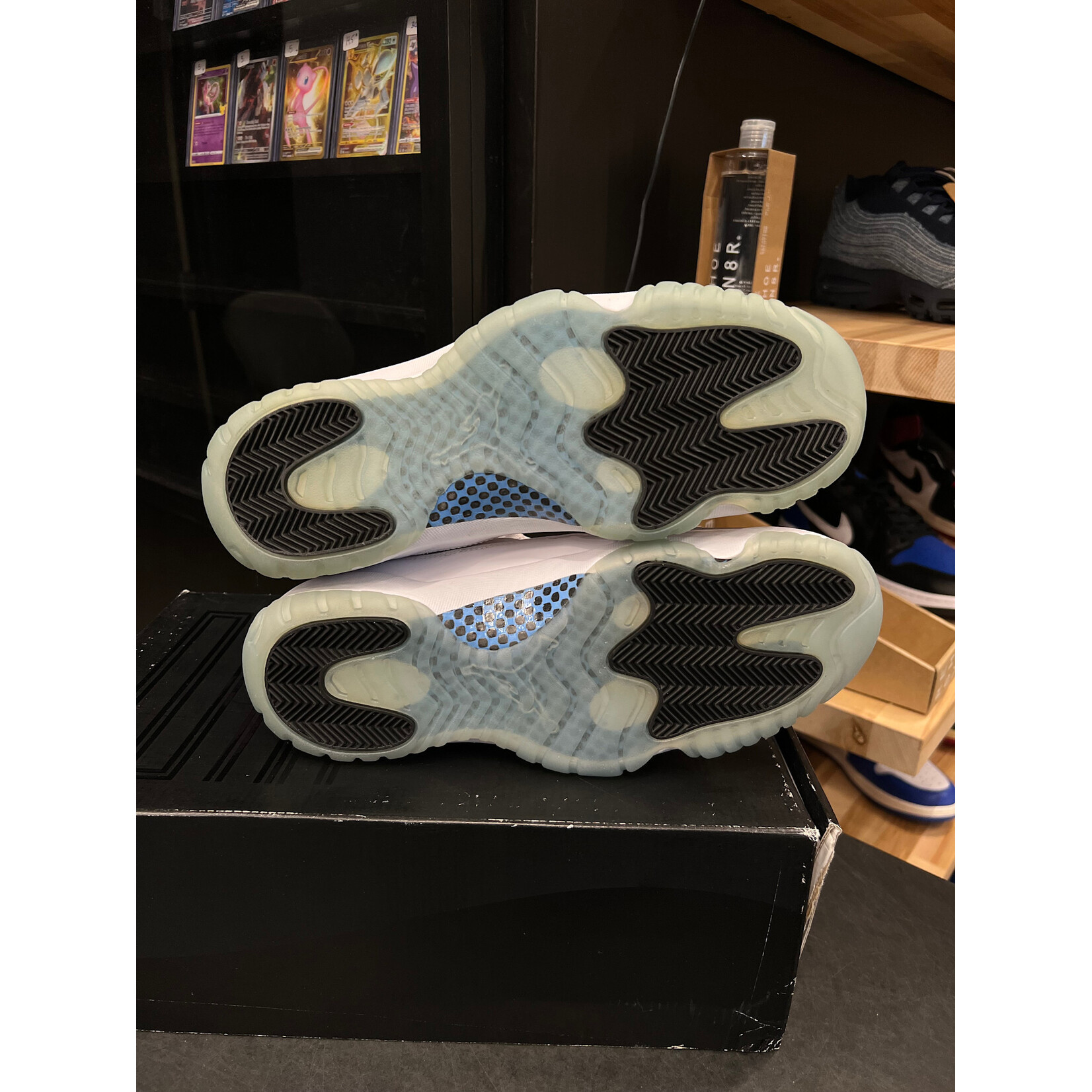 Jordan Jordan 11 Retro Legend Blue (2014) Size 11.5, DS  BRAND NEW YELLOWING