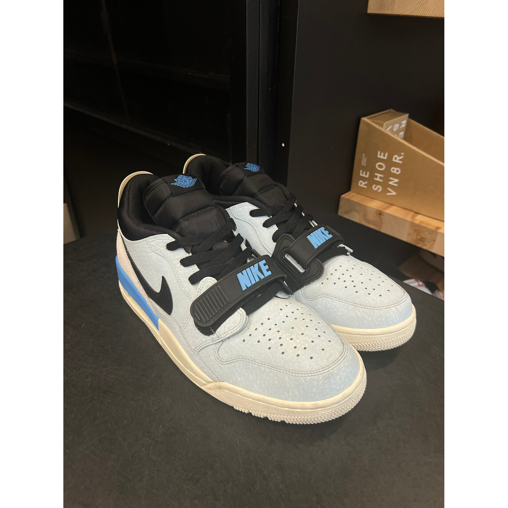 Jordan Jordan Legacy 312 Low Psychic Blue Size 10.5, PREOWNED