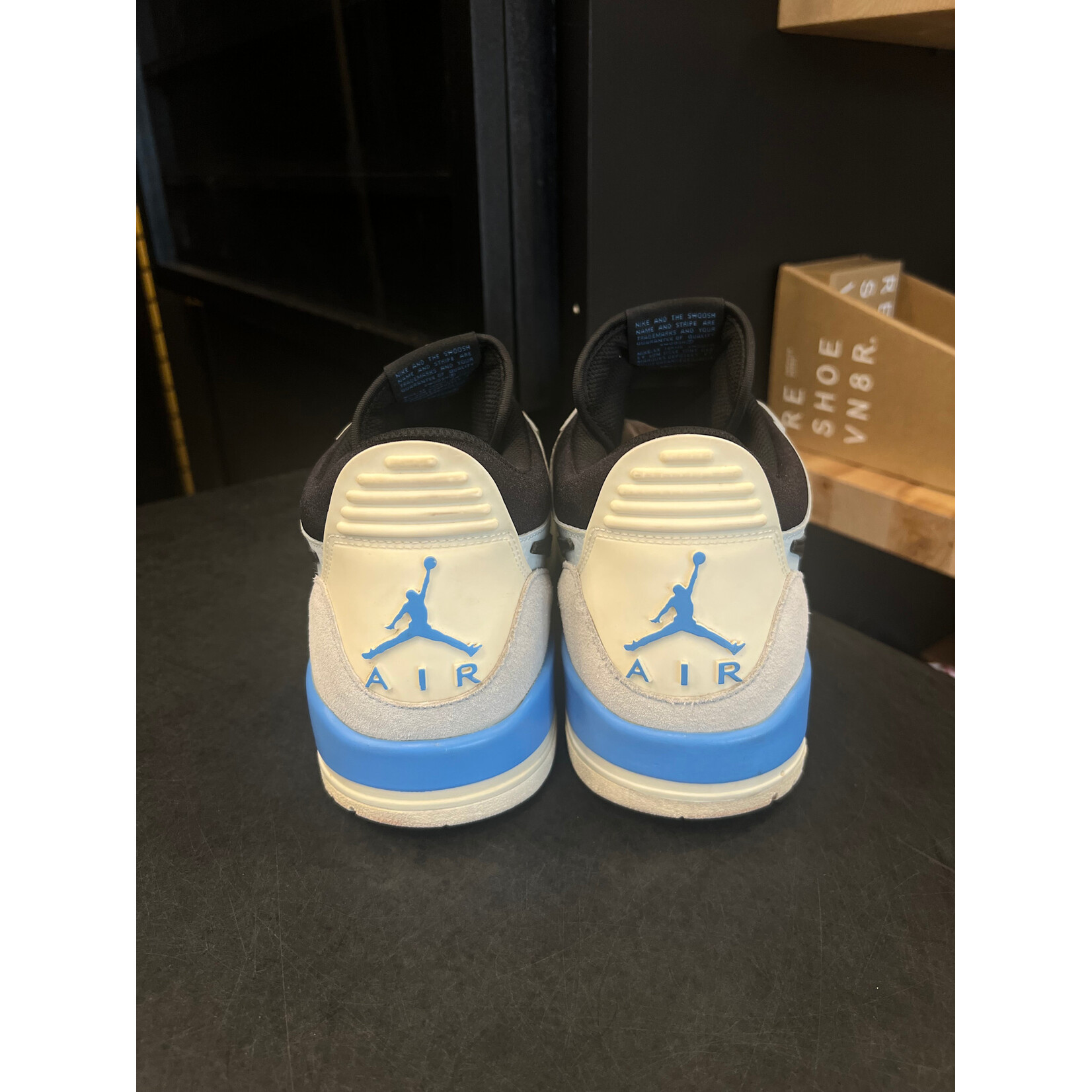 Jordan Jordan Legacy 312 Low Psychic Blue Size 10.5, PREOWNED