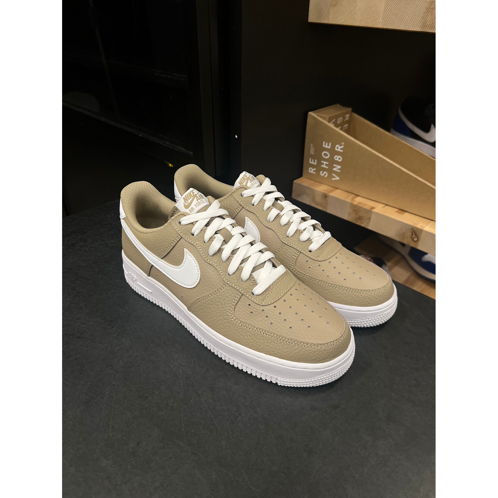 Nike Nike Air Force 1 Low '07 Khaki White Size 10.5, DS BRAND NEW NO BOX