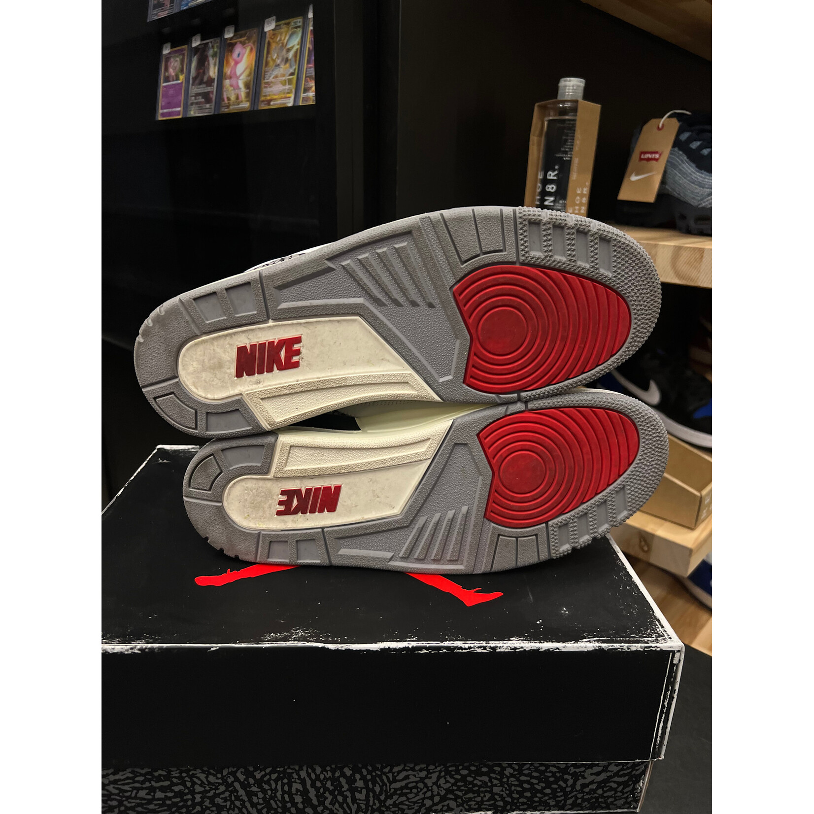 Jordan Jordan 3 Retro White Cement Reimagined Size 10.5, PREOWNED