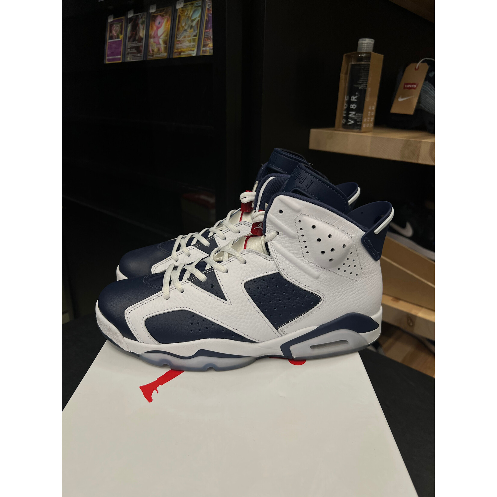 Jordan Jordan 6 Retro Olympic (2024) Size 9.5, PREOWNED
