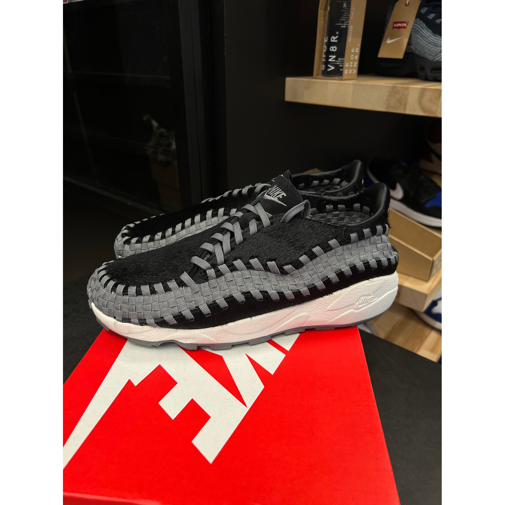 Nike Nike Air Footscape Woven Black Smoke Grey (Women's) Size 11.5, PREOWNED