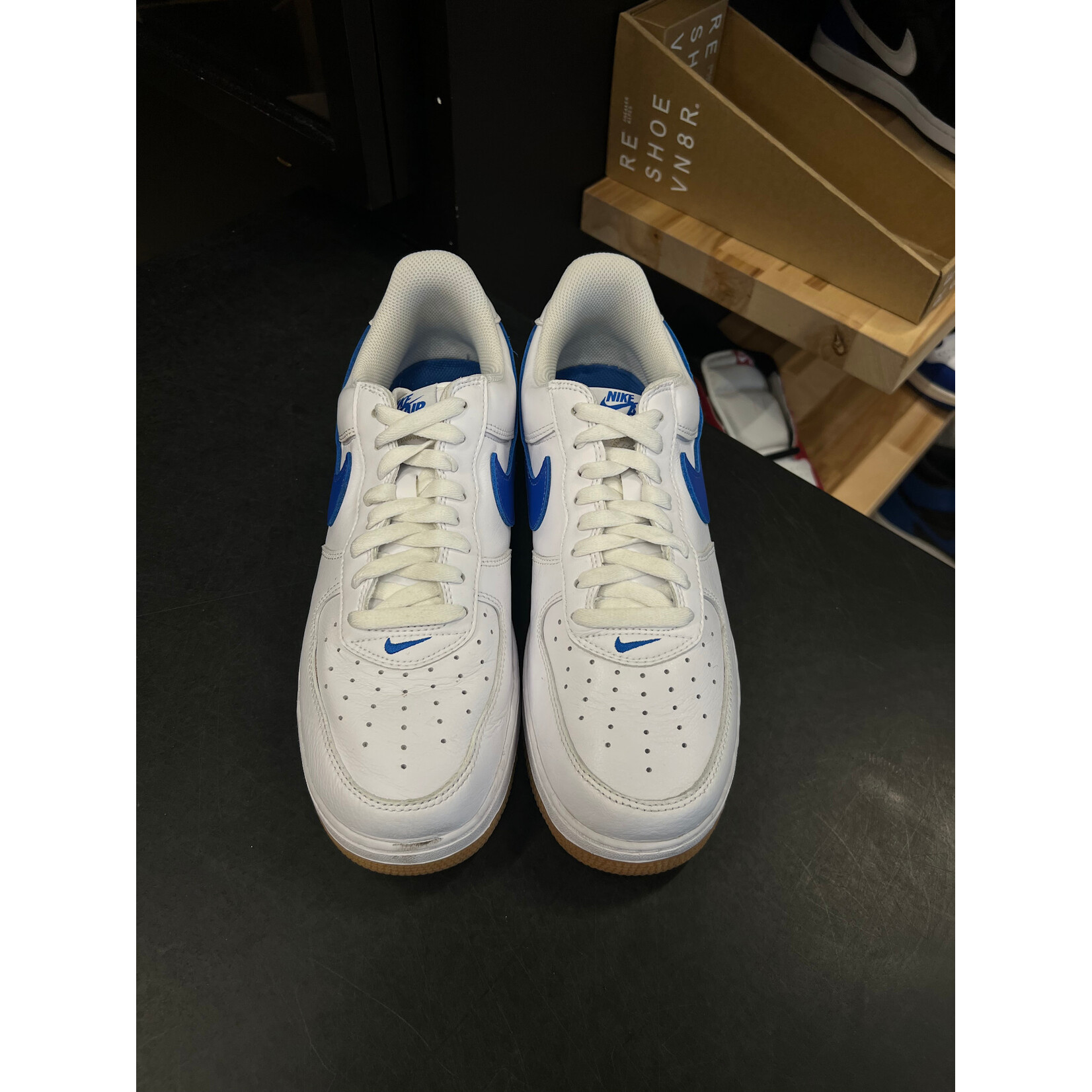 Nike Nike Air Force 1 '07 Low Color of the Month Varsity Royal Gum Size 10.5, PREOWNED
