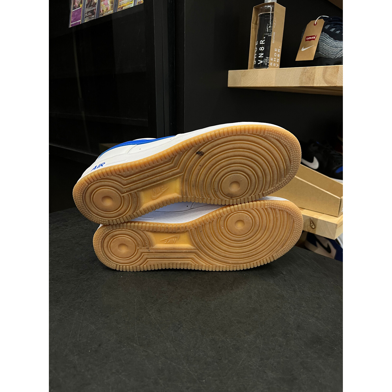 Nike Nike Air Force 1 '07 Low Color of the Month Varsity Royal Gum Size 10.5, PREOWNED