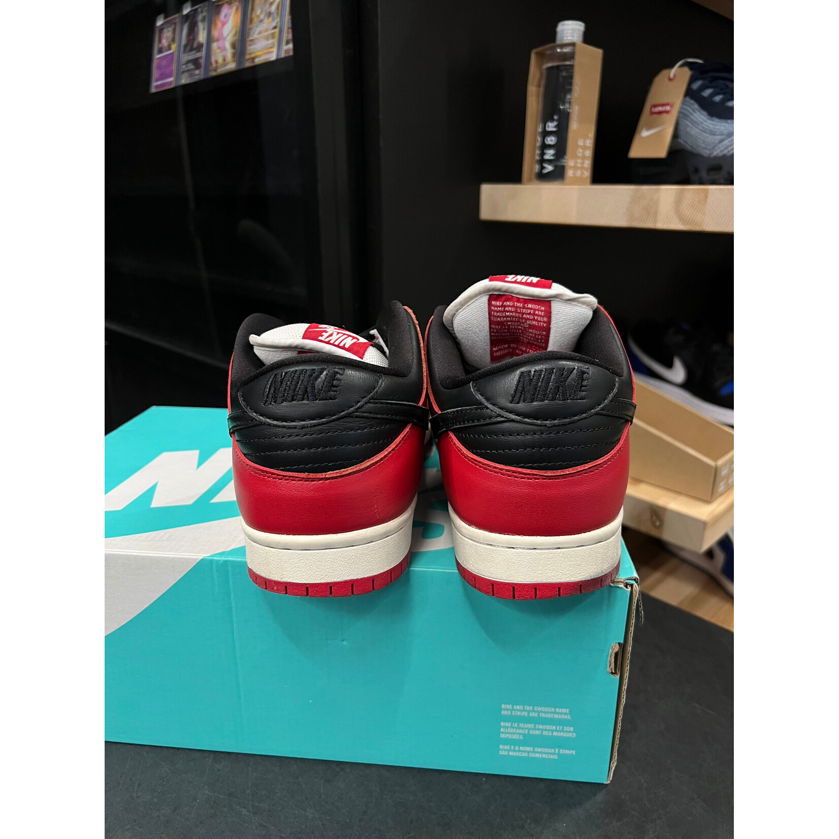 Nike Nike SB Dunk Low Pro J-Pack Chicago Size 10.5, PREOWNED