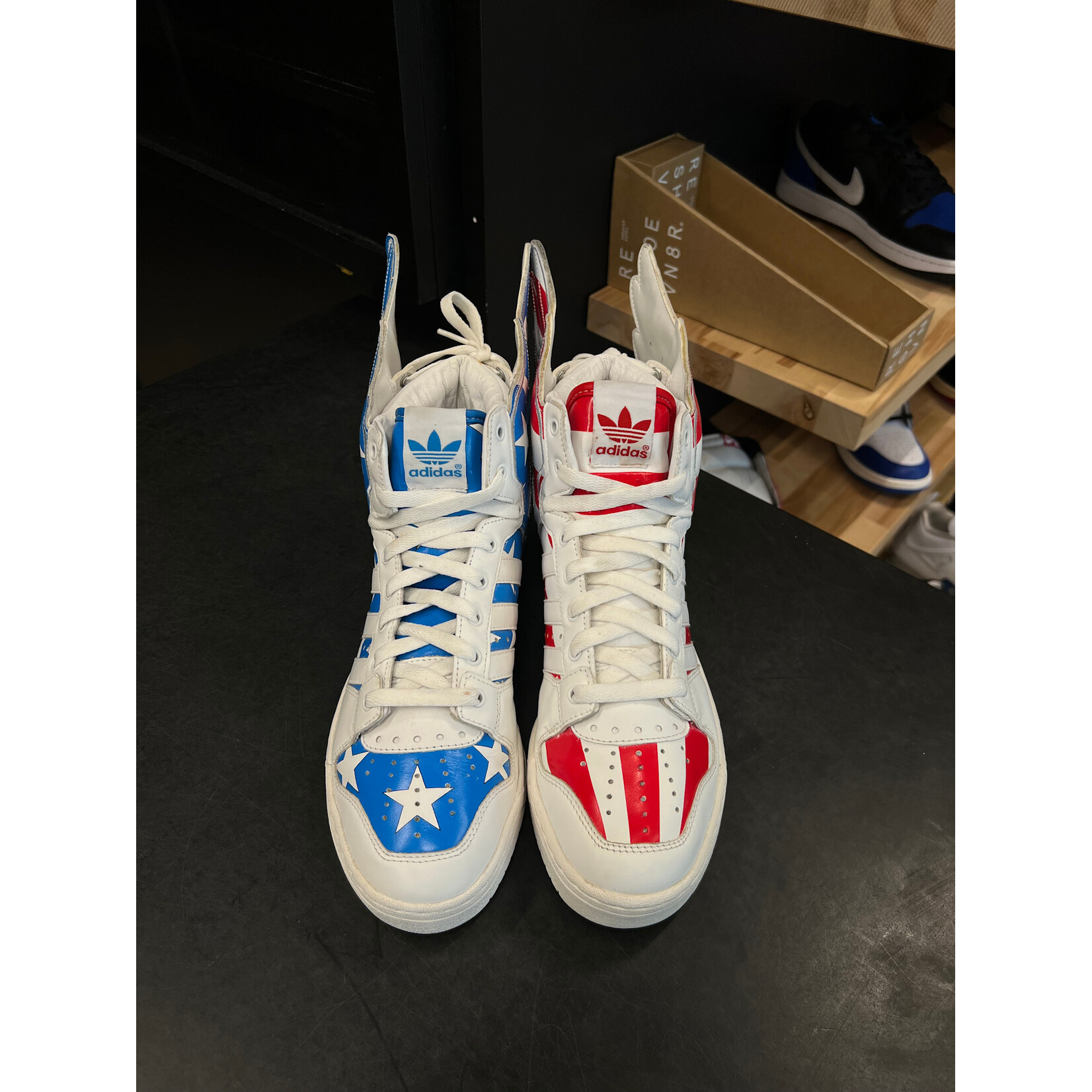 Adidas Adidas Jeremy Scott x Wings 2.0 Stars and Stripes Size 9.5, PREOWNED