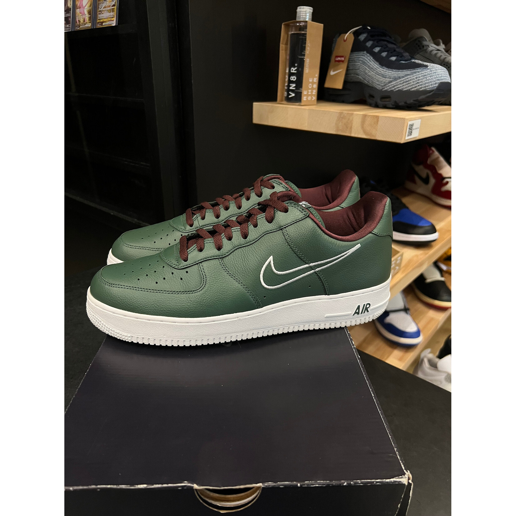 Nike Nike Air Force 1 Low Hong Kong (2018) Size 12, PREOWNED