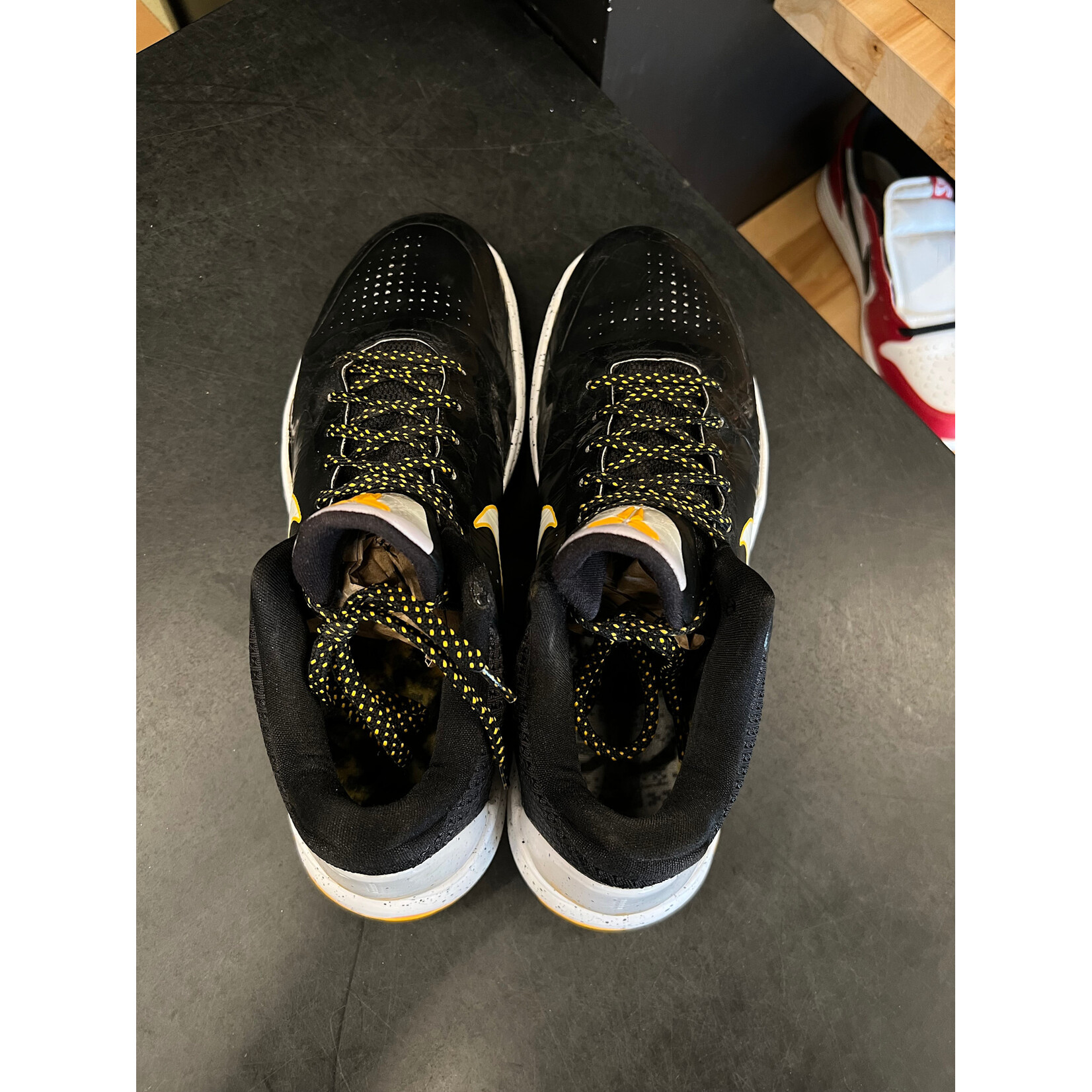 Nike Nike Kobe 5 Del Sol Size 10.5, PREOWNED