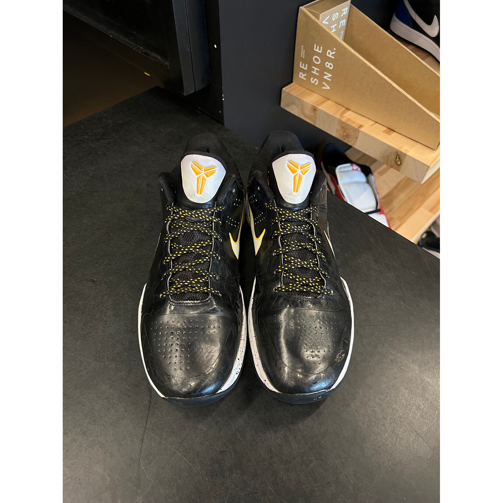 Nike Nike Kobe 5 Del Sol Size 10.5, PREOWNED