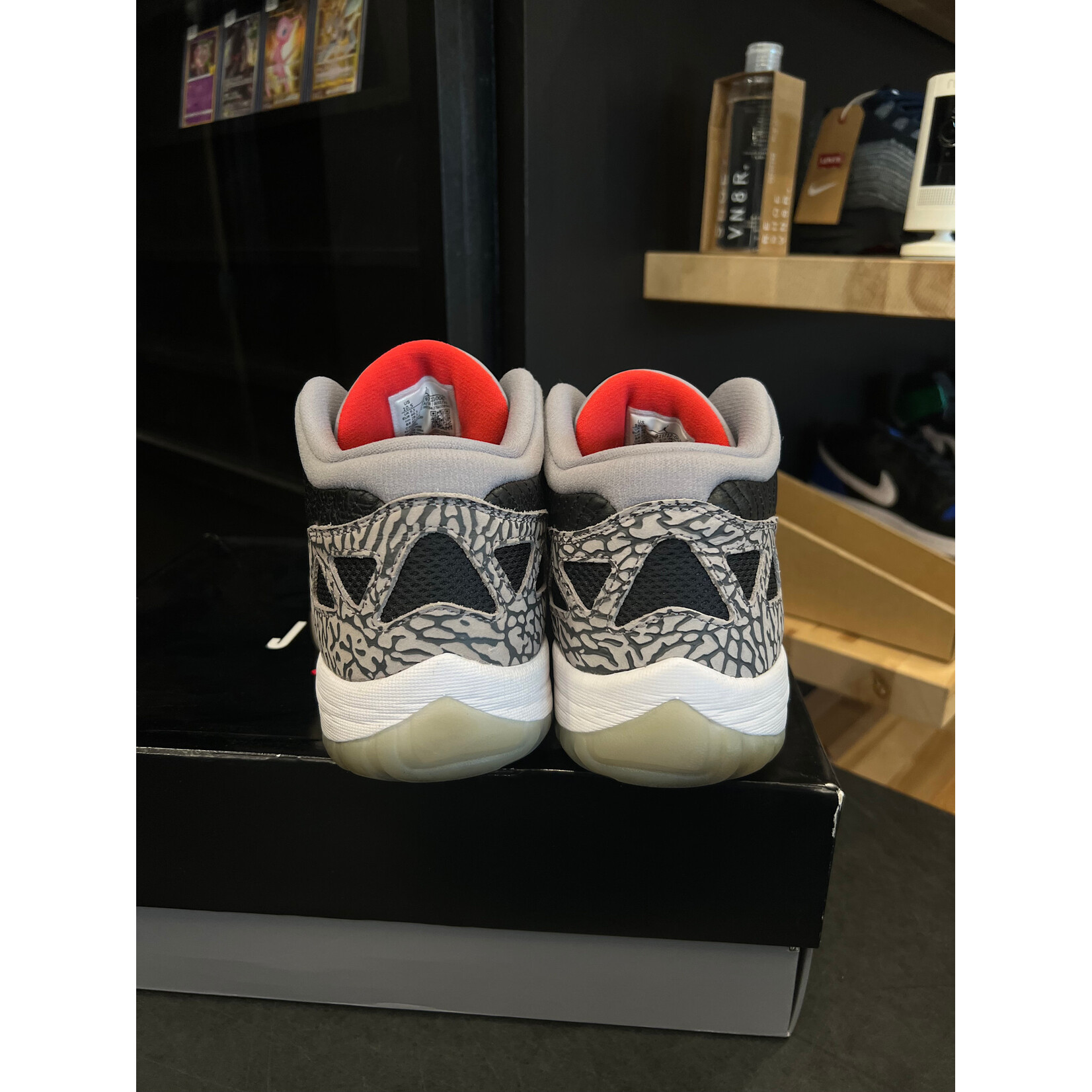 Jordan Jordan 11 Retro Low IE Black Cement Size 10.5, PREOWNED