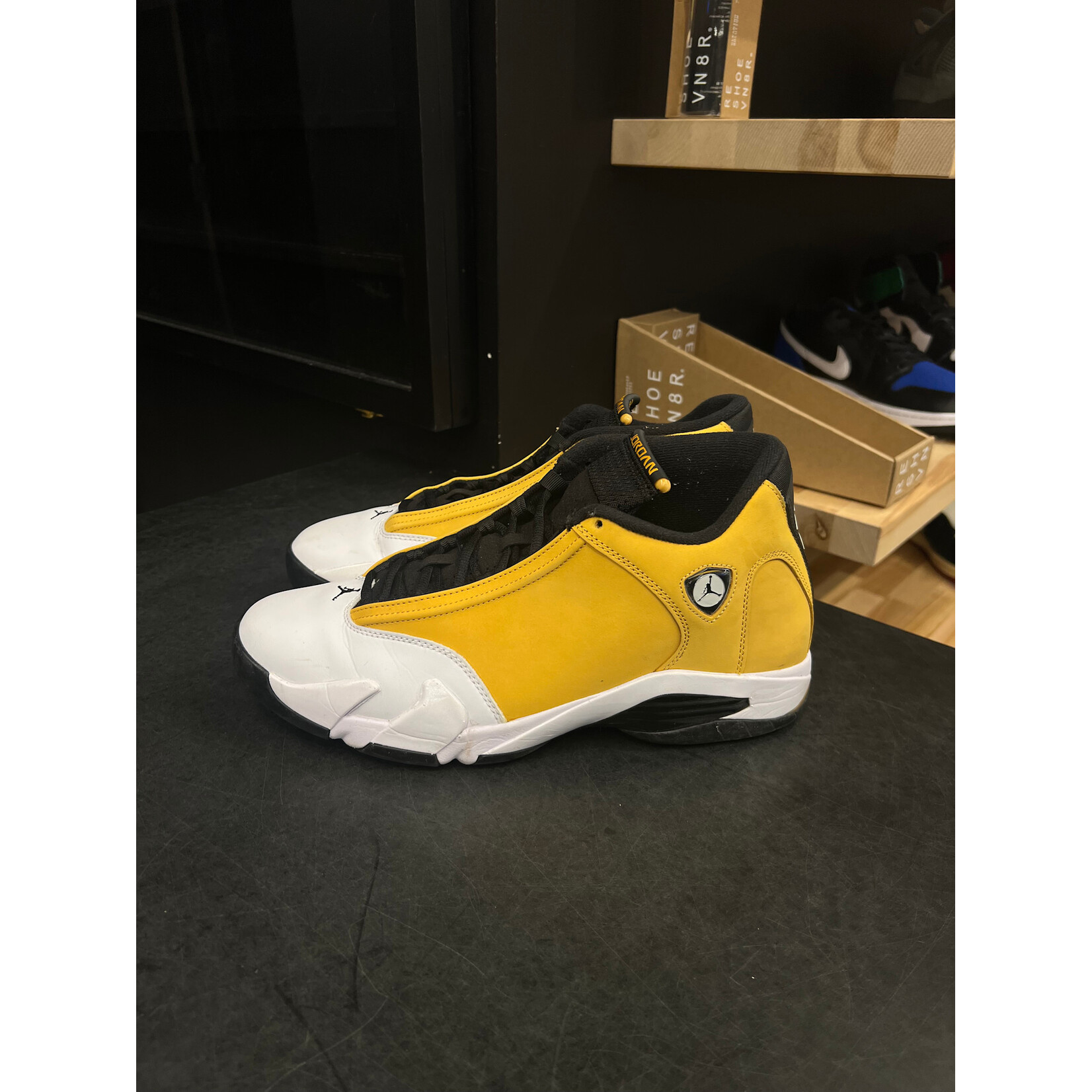 Jordan Jordan 14 Retro Light Ginger (2022) Size 12, PREOWNED