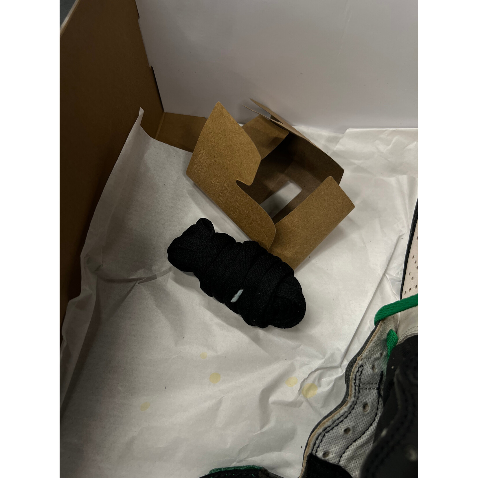 Jordan Jordan 1 Retro High OG Lucky Green Size 9, DS BRAND NEW CUSTOM AGED LOOKED