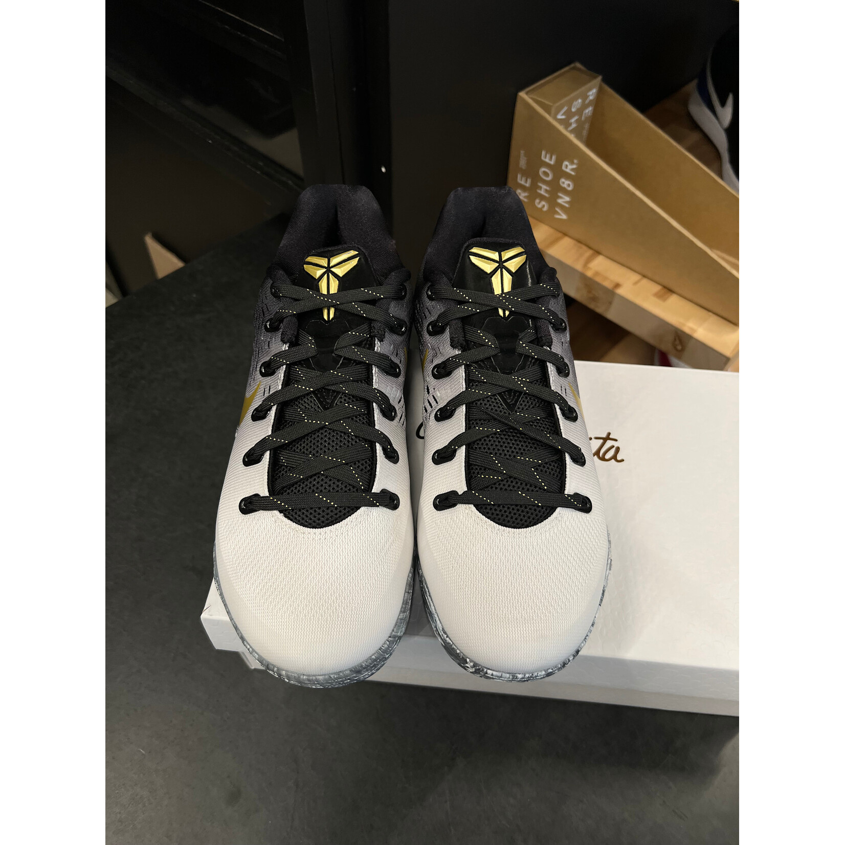 Nike Nike Kobe 9 EM Low Protro Mambacita Size 8.5, PREOWNED