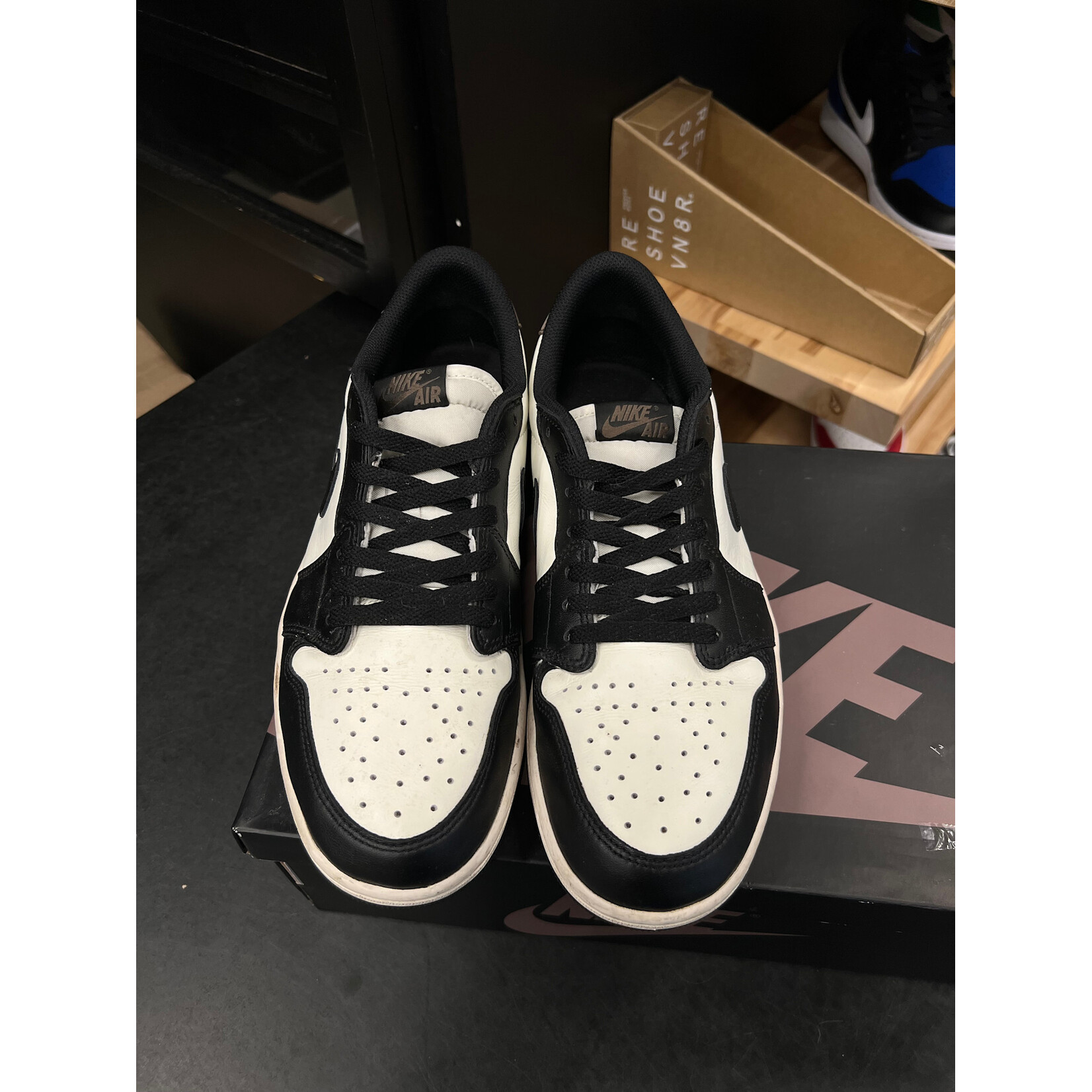 Jordan Jordan 1 Retro Low OG Mocha Size 10.5, PREOWNED