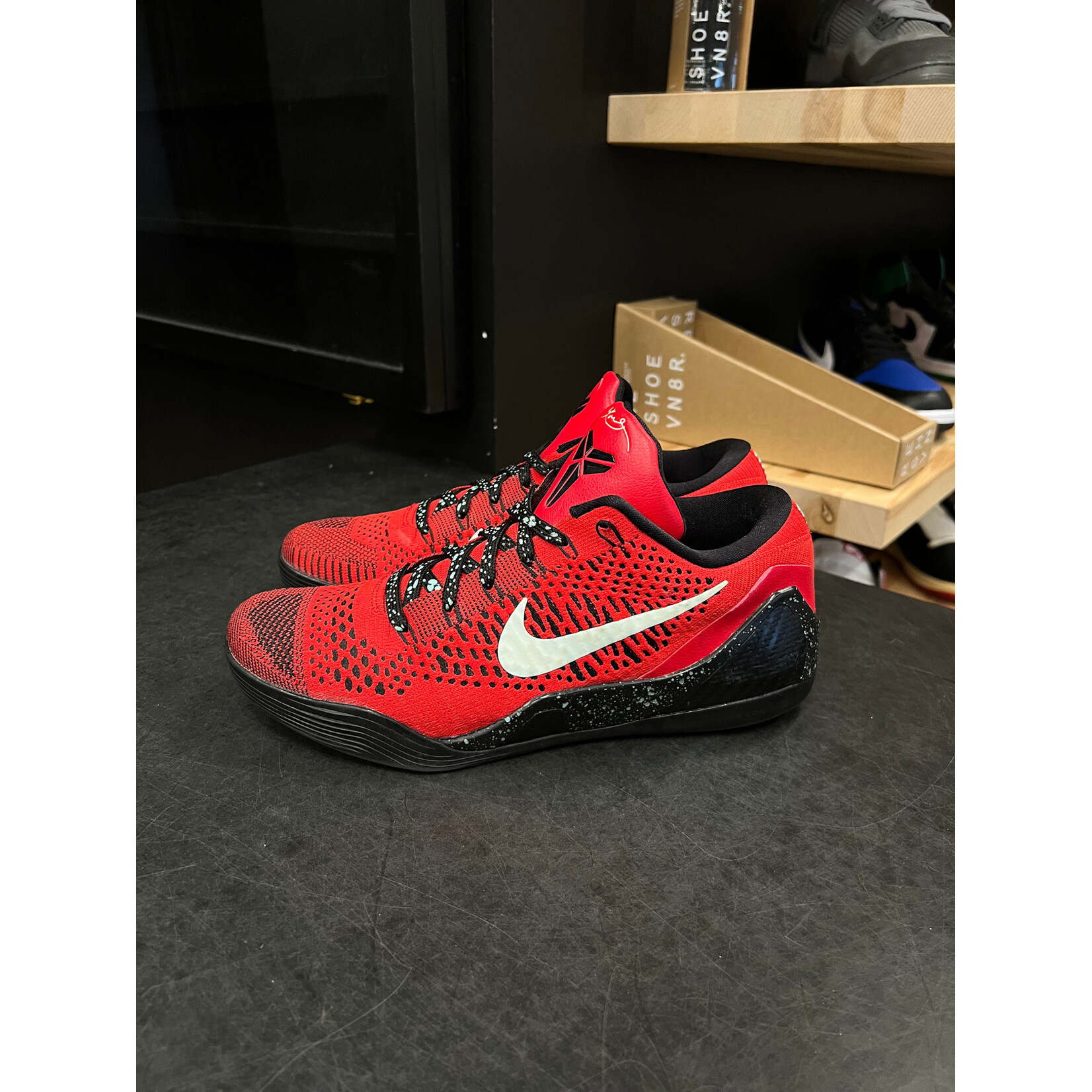Nike Nike Kobe 9 Elite Low University Red Size 9, PREOWNED