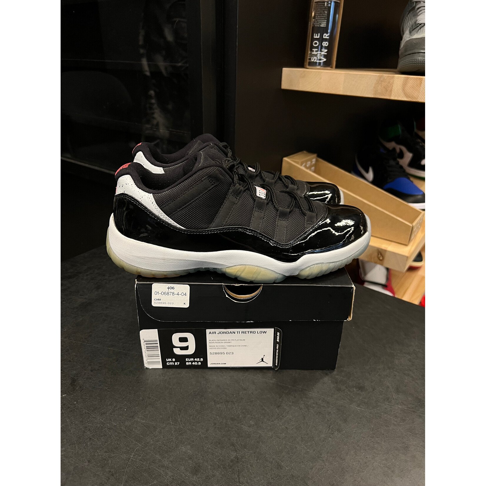 Jordan Jordan 11 Retro Low Infrared Size 9, PREOWNED