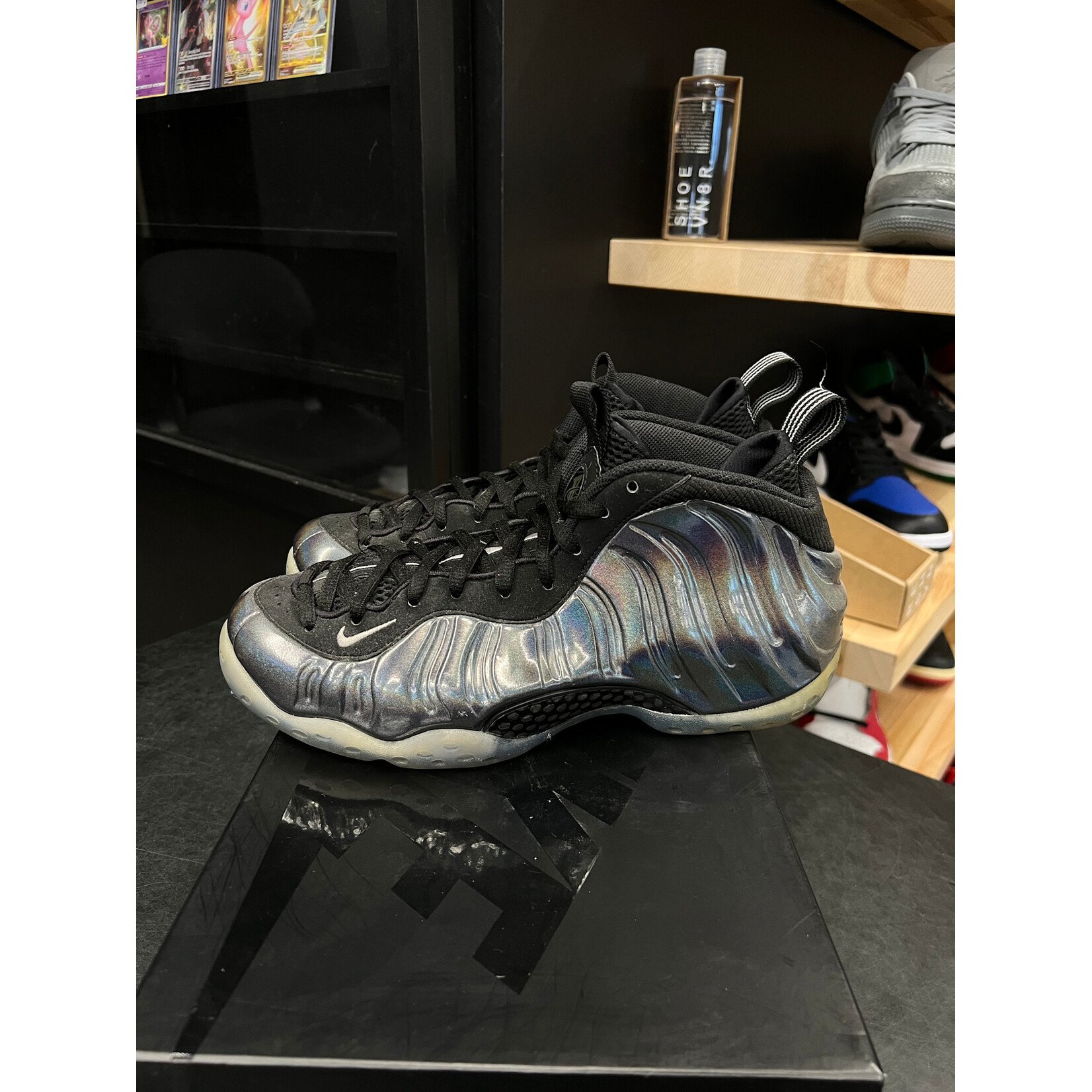 Nike Nike Air Foamposite One Hologram Size 8.5, PREOWNED