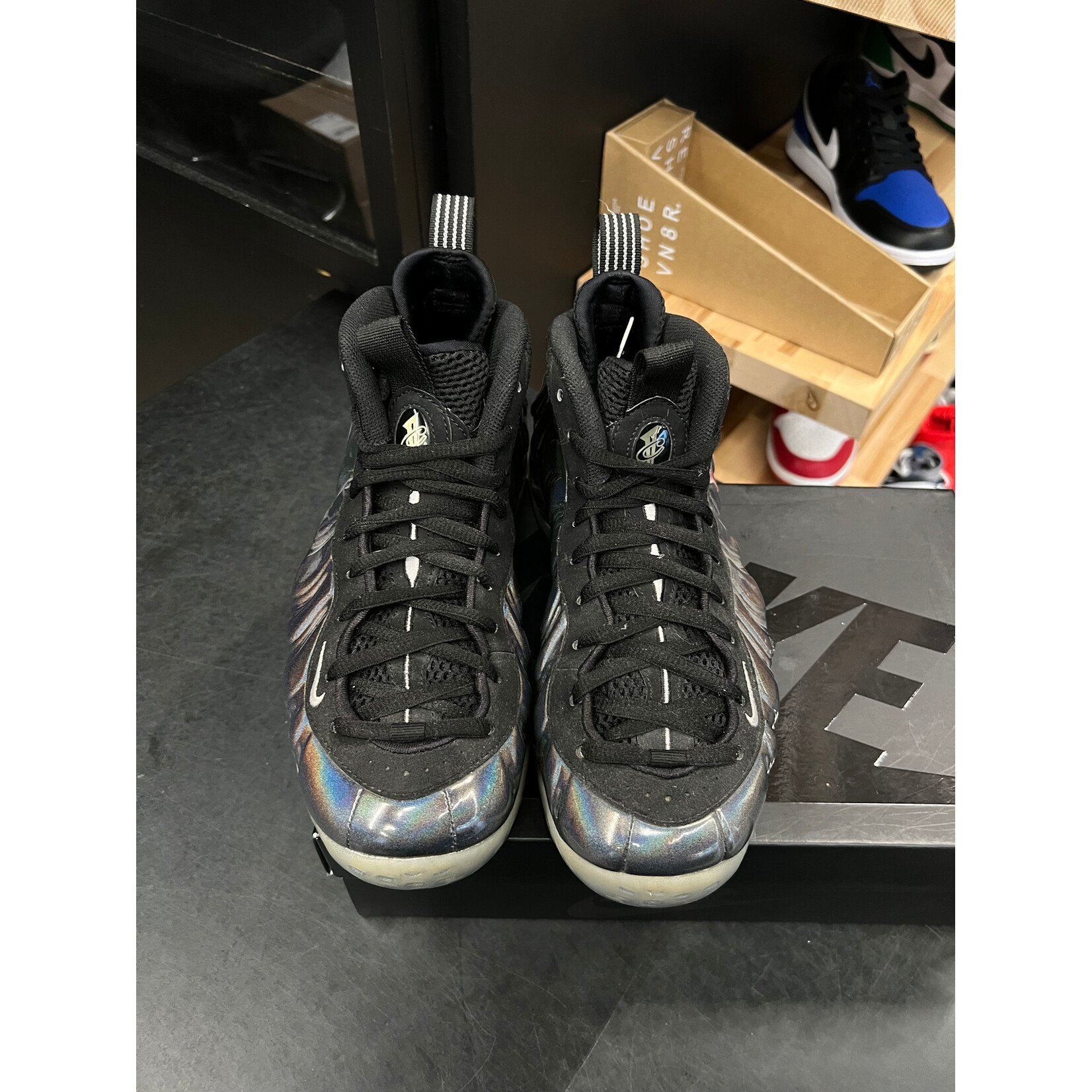 Nike Nike Air Foamposite One Hologram Size 8.5, PREOWNED