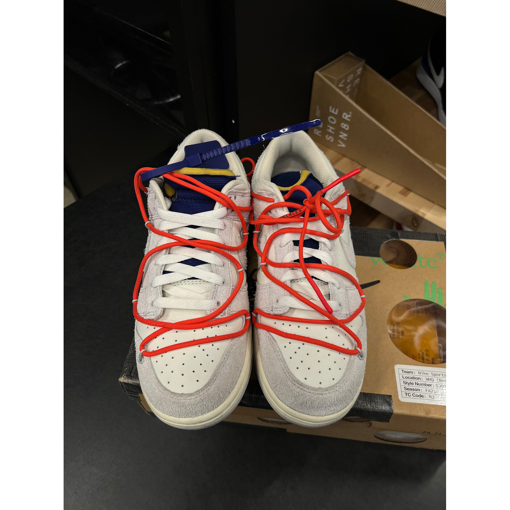 Nike Nike Dunk Low Off-White “Lot 13” Size 9, PREOWNED