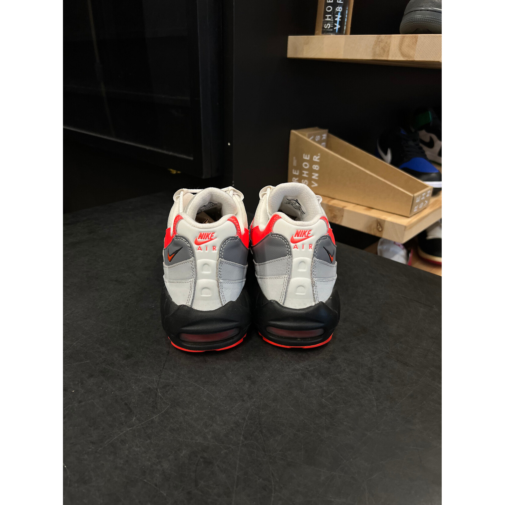 Nike Nike Air Max 95 Bright Crimson Comet Size 11, PREOWNED