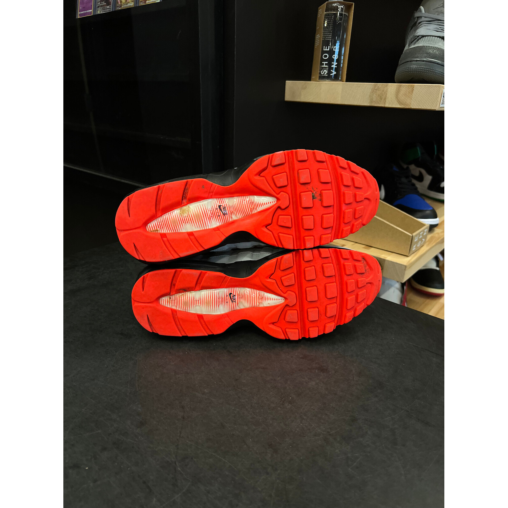 Nike Nike Air Max 95 Bright Crimson Comet Size 11, PREOWNED