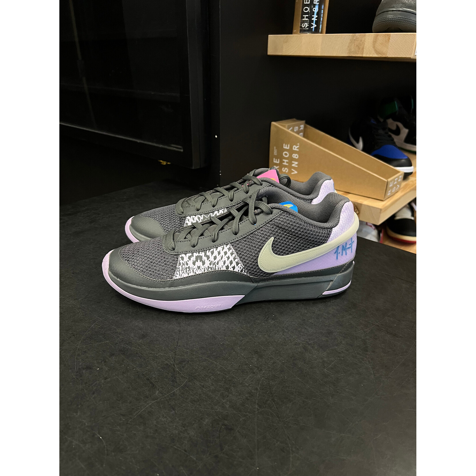 Nike Nike Ja 1 Personal Touch Size 10, PREOWNED PADS PASS AS DS