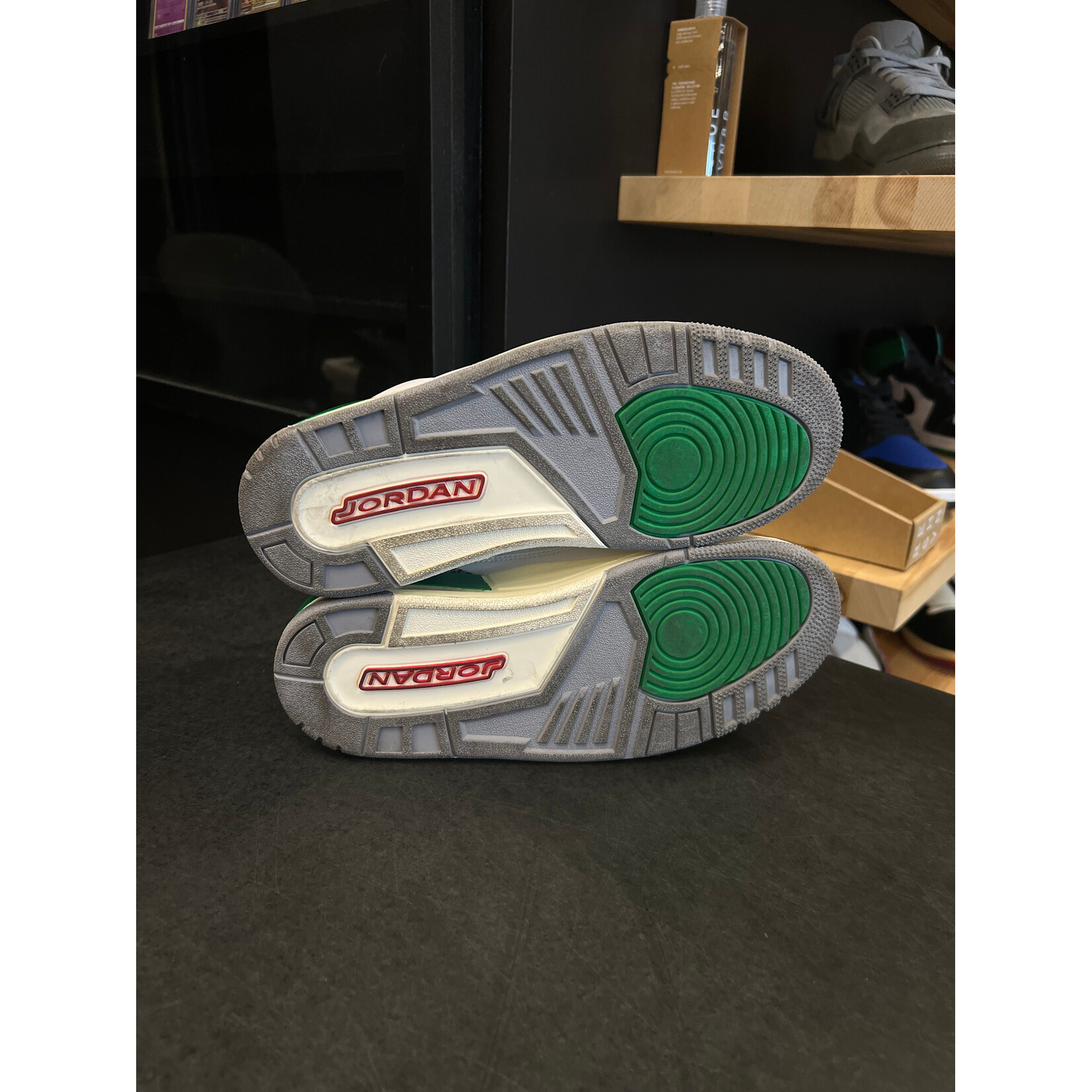 Jordan Jordan 3 Retro Lucky Green (Women's) Size 10W, PREOWNED