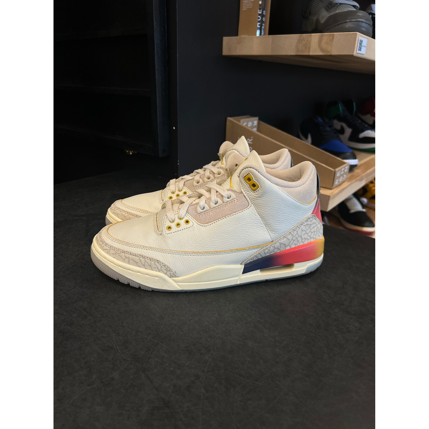 Jordan Jordan 3 Retro SP J Balvin Medellín Sunset Size 8.5, PREOWNED