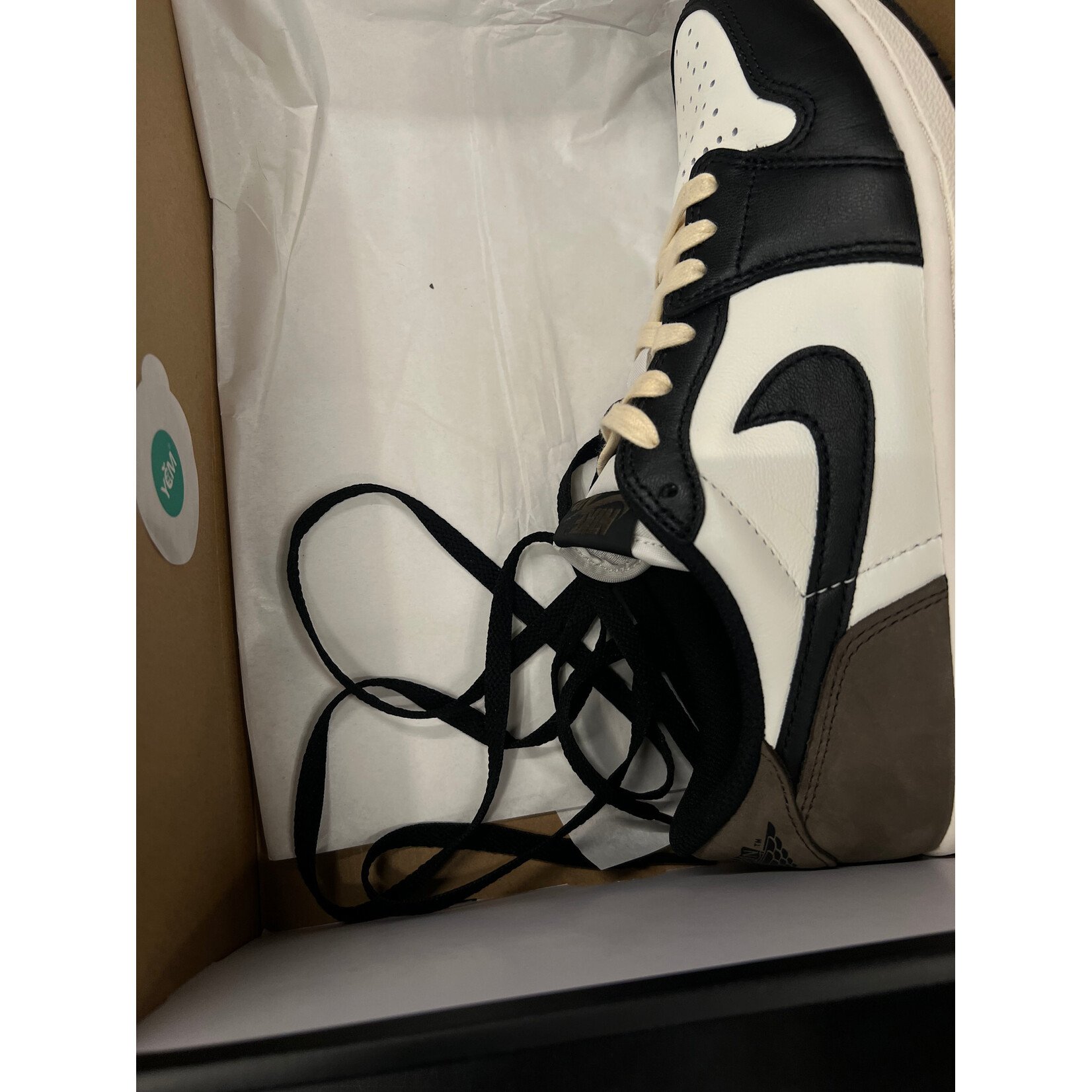 Jordan Jordan 1 Retro Low OG Mocha Size 8, PREOWNED