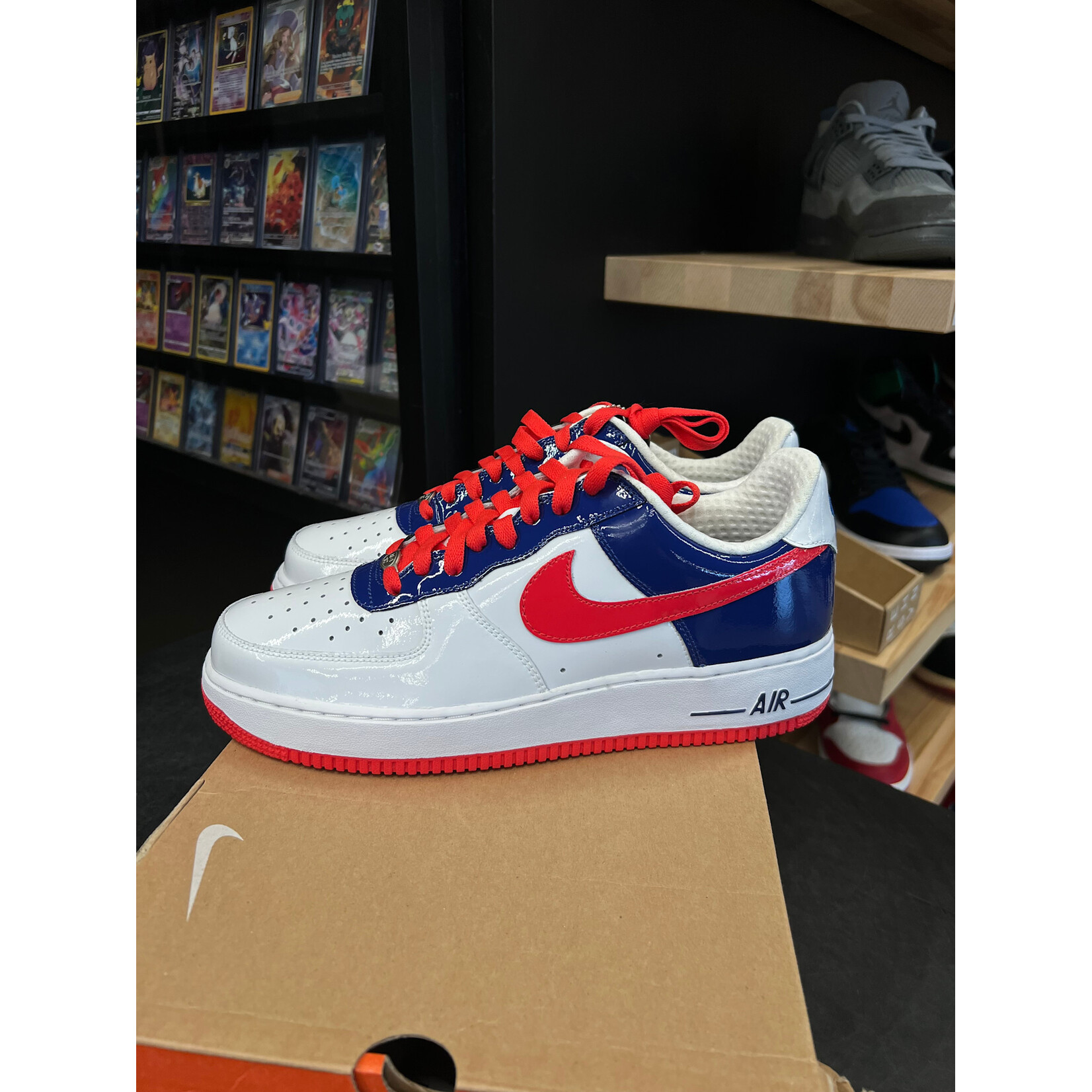 Nike Nike Air Force 1 Low World Cup South Korea Size 10, DS BRAND NEW DAMAGED BOX