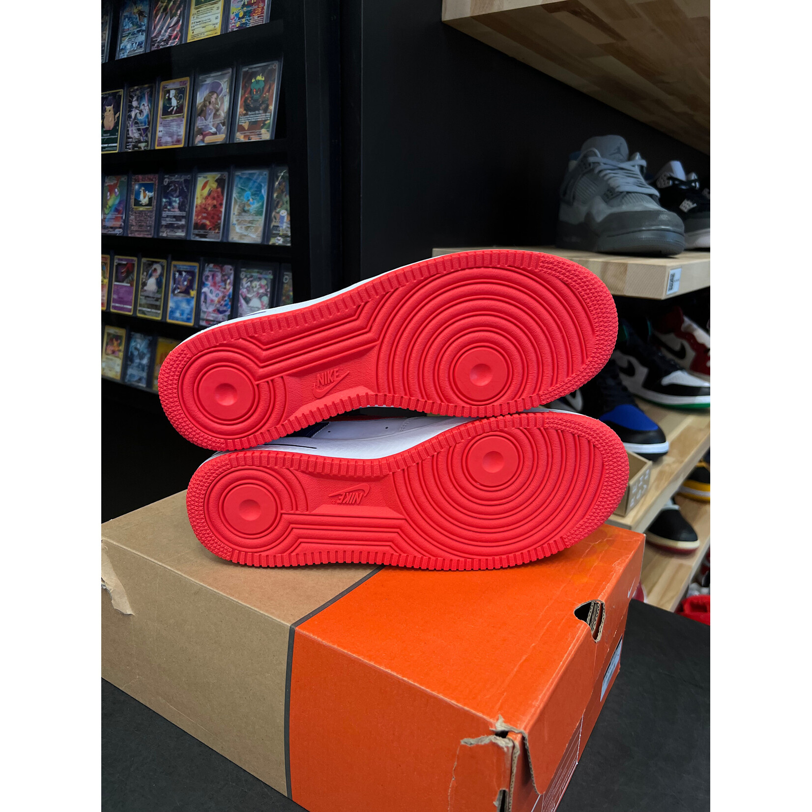 Nike Nike Air Force 1 Low World Cup South Korea Size 10, DS BRAND NEW DAMAGED BOX