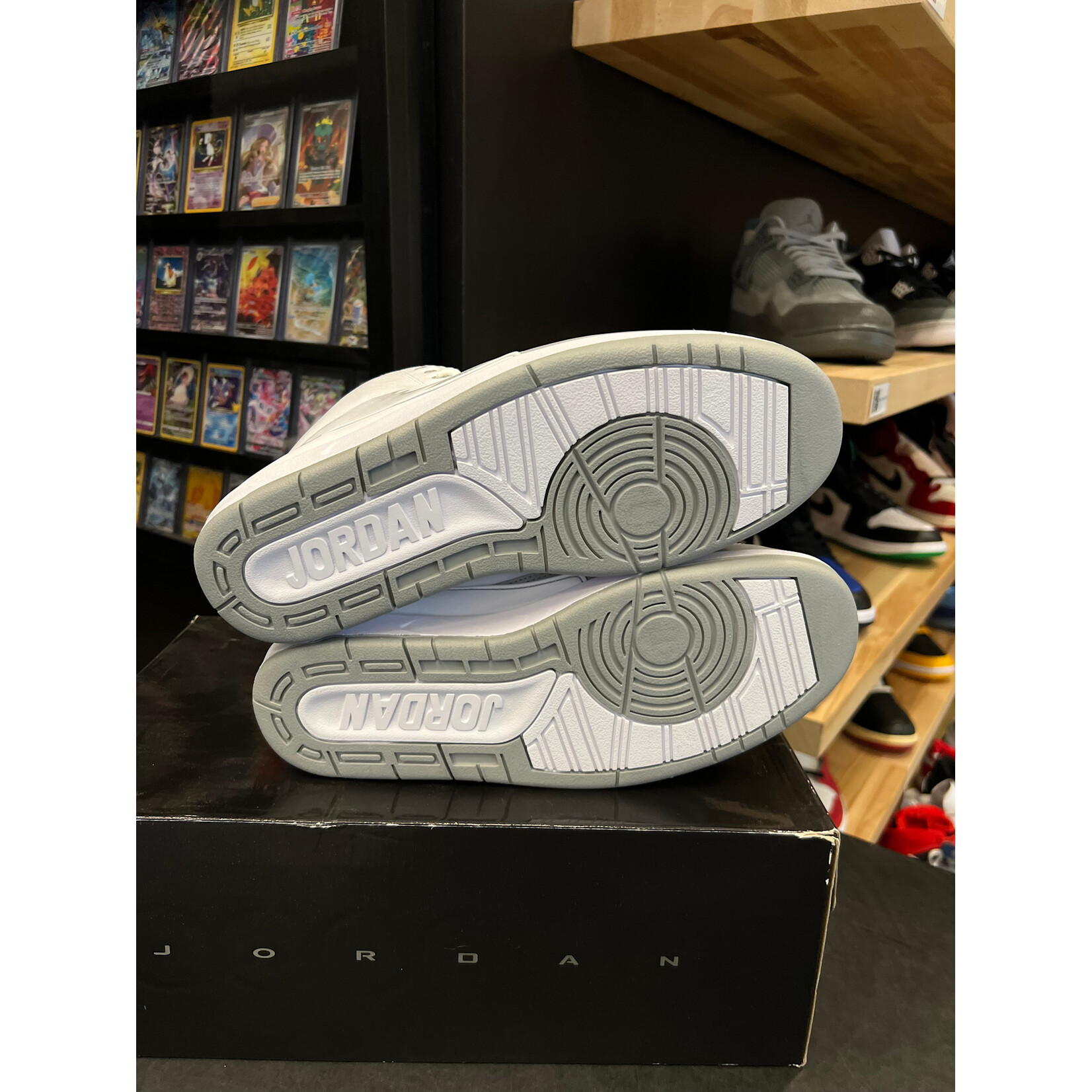 Jordan Jordan 2 Retro Silver Anniversary Size 10.5, DS BRAND NEW*