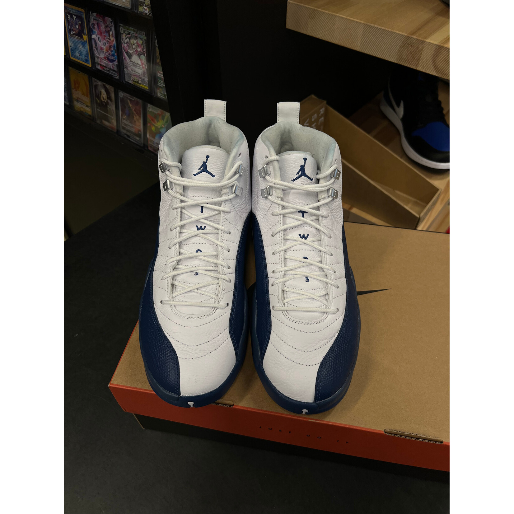 Jordan Jordan 12 Retro French Blue (2025) Size 10.5, PREOWNED