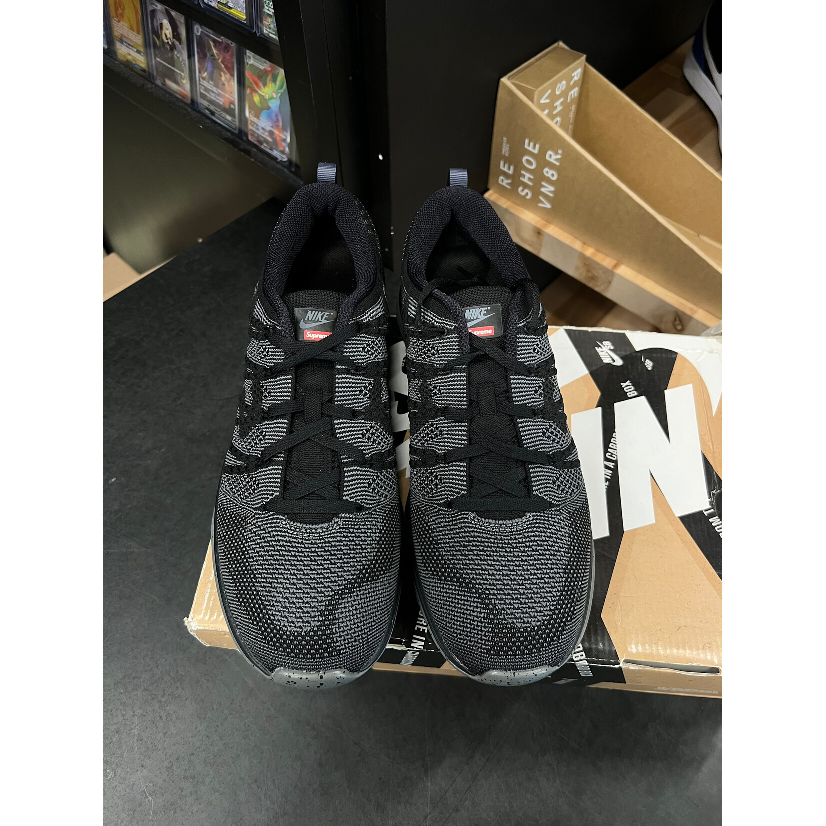 Nike Nike Flyknit Lunar1+ Supreme Black Size 9.5, DS BRAND NEW DAMAGED BOX