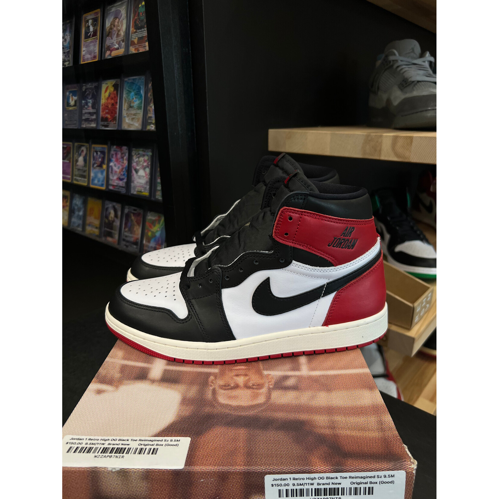 Jordan Jordan 1 Retro High OG Black Toe Reimagined Size 9.5, PREOWNED