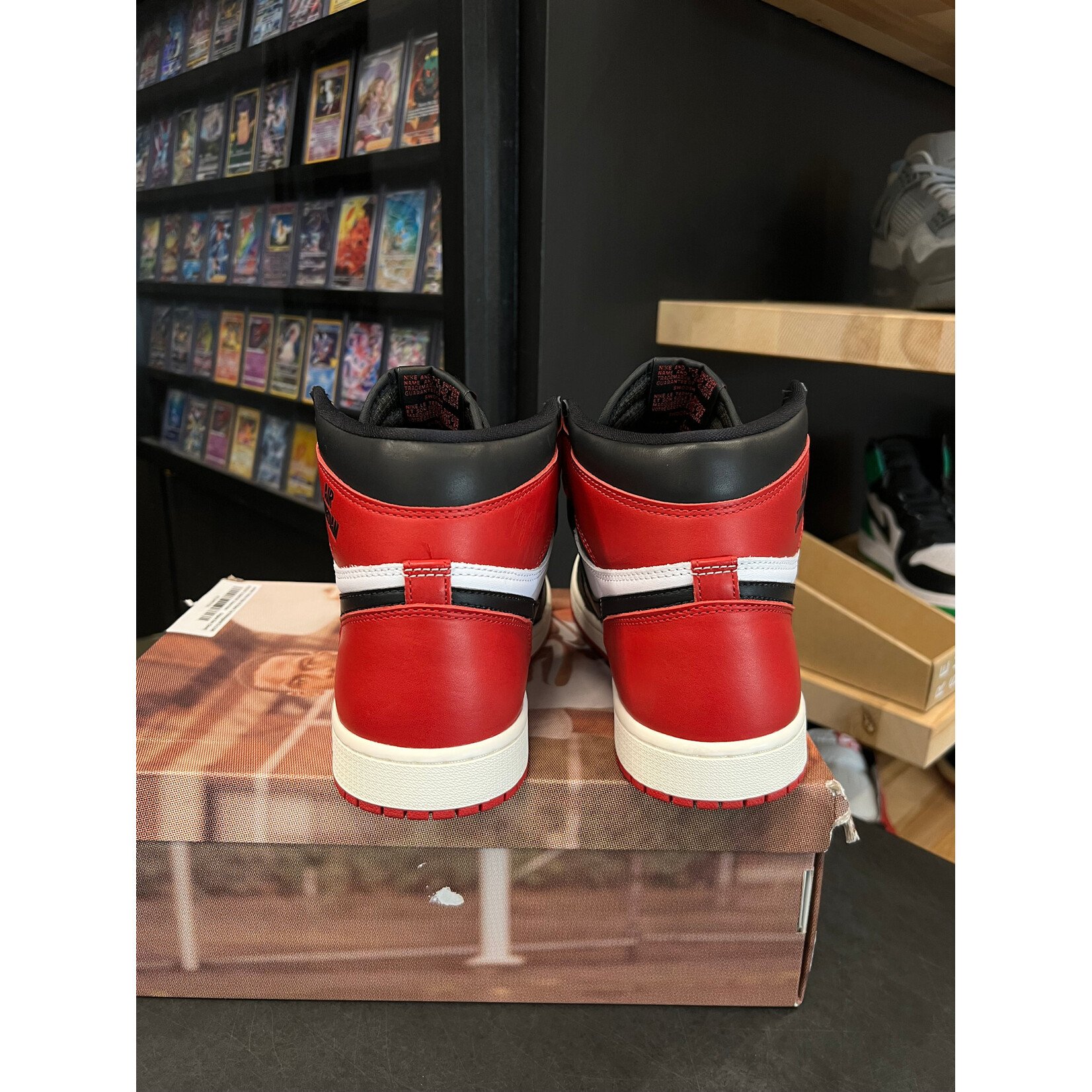 Jordan Jordan 1 Retro High OG Black Toe Reimagined Size 9.5, PREOWNED