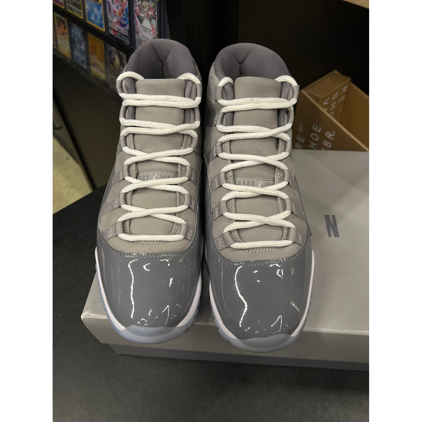 Jordan Jordan 11 Retro Cool Grey (2021) Size 10.5, PREOWNED