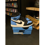 Jordan Jordan 1 Retro High OG UNC Toe Size 9.5, PREOWNED