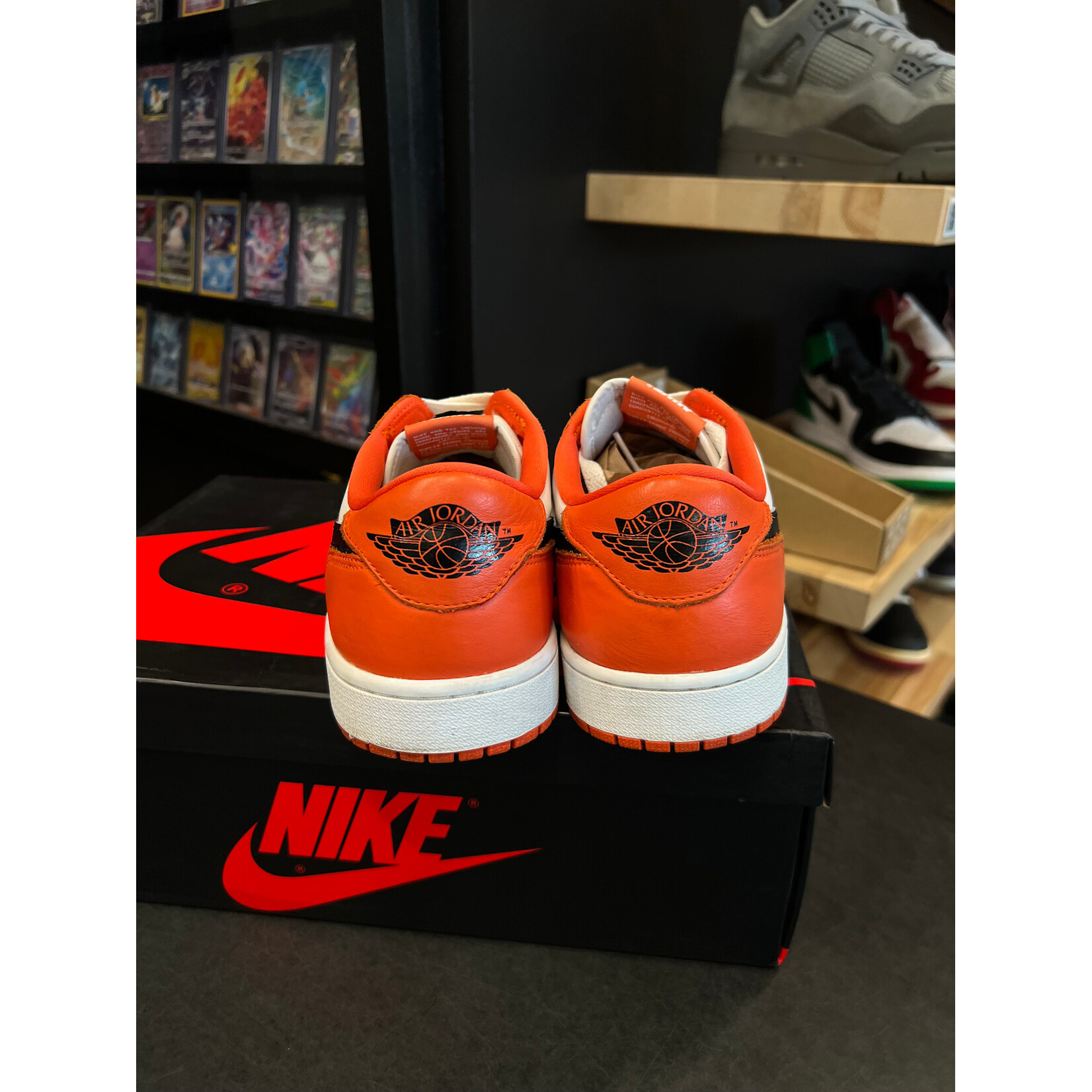 Jordan Jordan 1 Low Starfish Size 10.5, PREOWNED